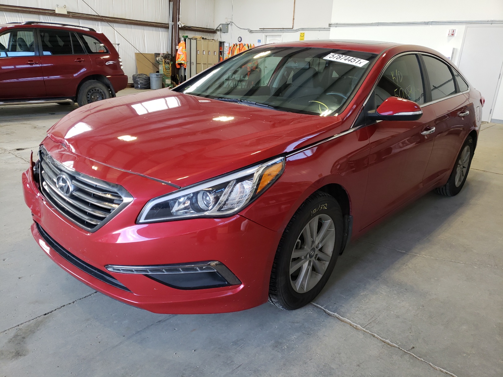 Photo 2 from auction – 2017 HYUNDAI SONATA SE with VIN 5NPE24AF5HH499032