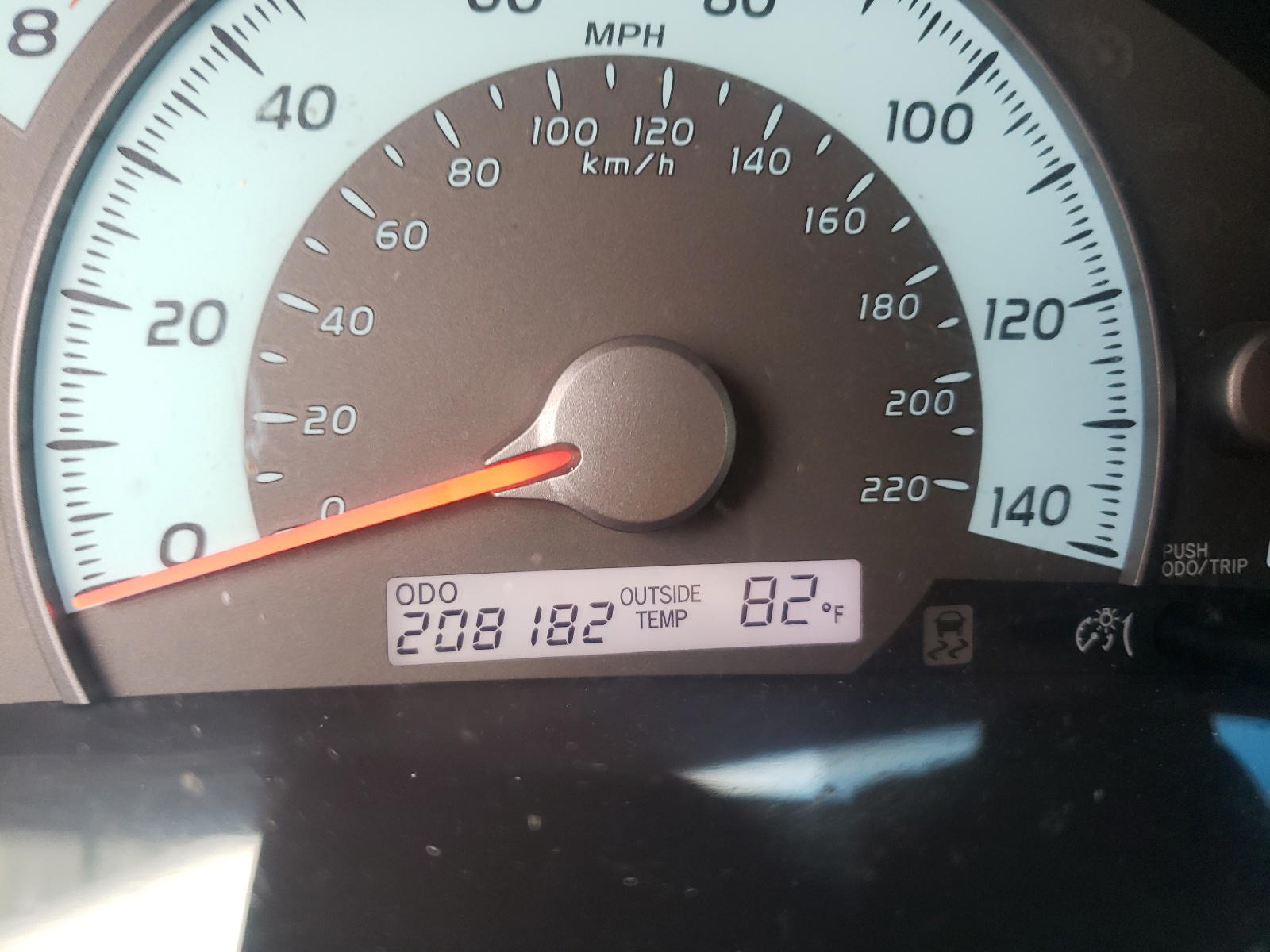 Photo 8 from auction – 2011 TOYOTA CAMRY BASE with VIN 4T1BF3EK4BU773502