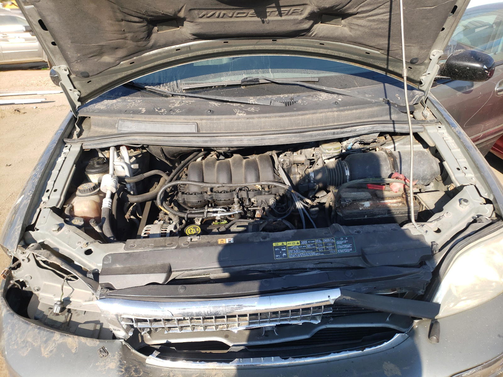 Photo 7 from auction – 2000 FORD WINDSTAR S with VIN 2FMZA5240YBA01821