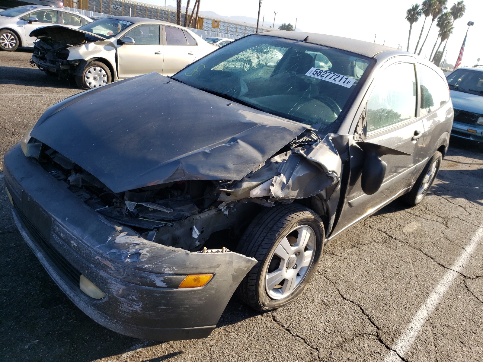 Photo 9 from auction – 2003 FORD FOCUS ZX3 with VIN 3FAFP31303R133075