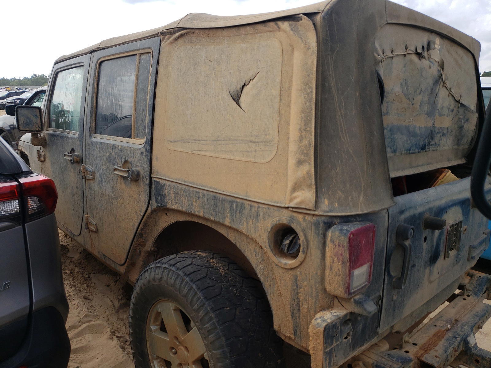 Photo 3 from auction – 2009 JEEP WRANGLER U with VIN 1J4GA39129L755522