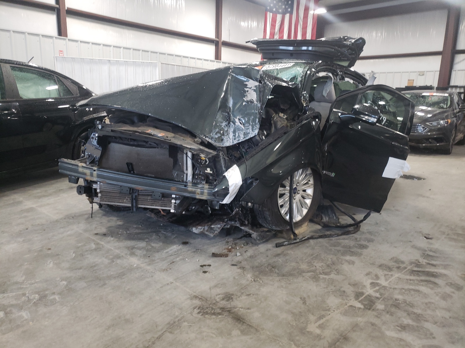 Photo 9 from auction – 2015 FORD FUSION SE with VIN 3FA6P0LU5FR254368
