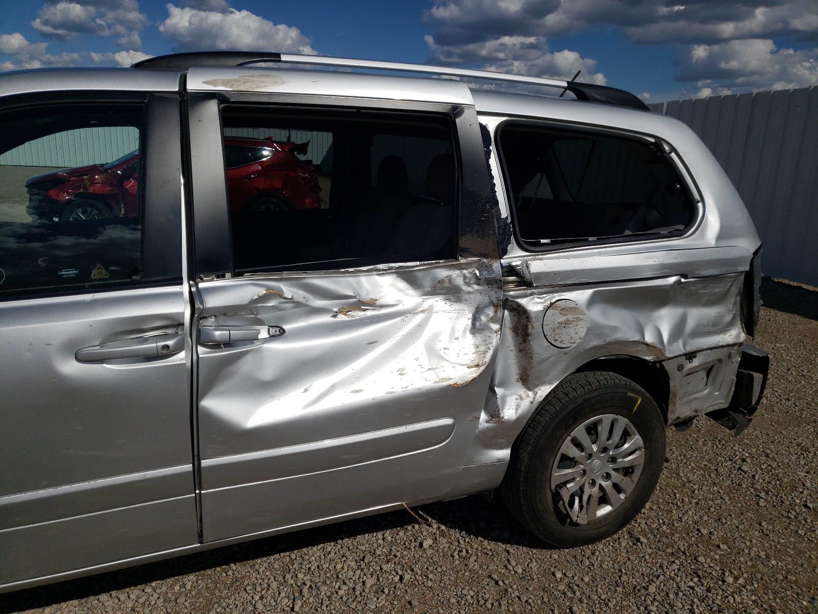 Photo 9 from auction – 2012 KIA SEDONA LX with VIN KNDMG4C79C6441043
