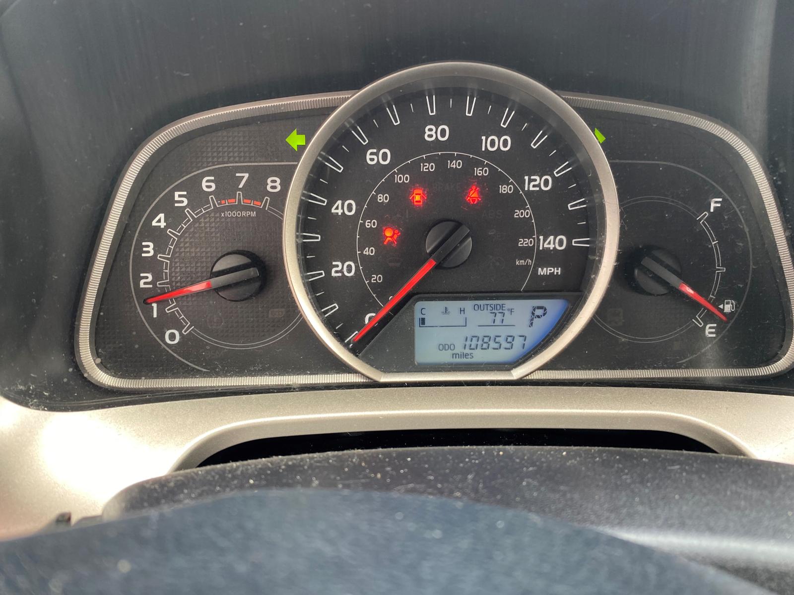 Photo 8 from auction – 2013 TOYOTA RAV4 LE with VIN JTMZFREV7D5016168