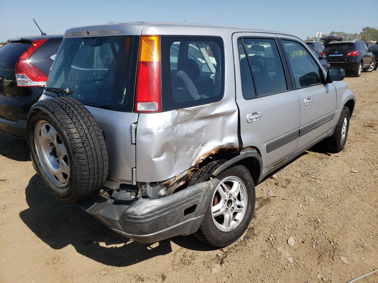 Photo 4 from auction – 2001 HONDA CRV with VIN JHLRD18681S028129