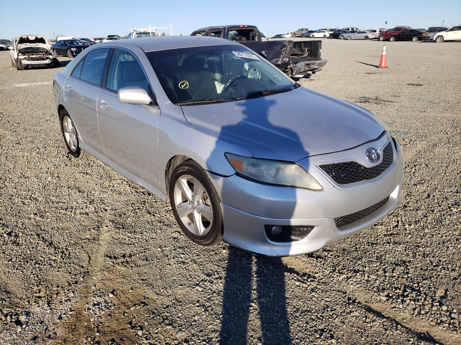 TOYOTA CAMRY BASE 2011 with VIN 4T1BF3EK6BU736015 - Photo from auction