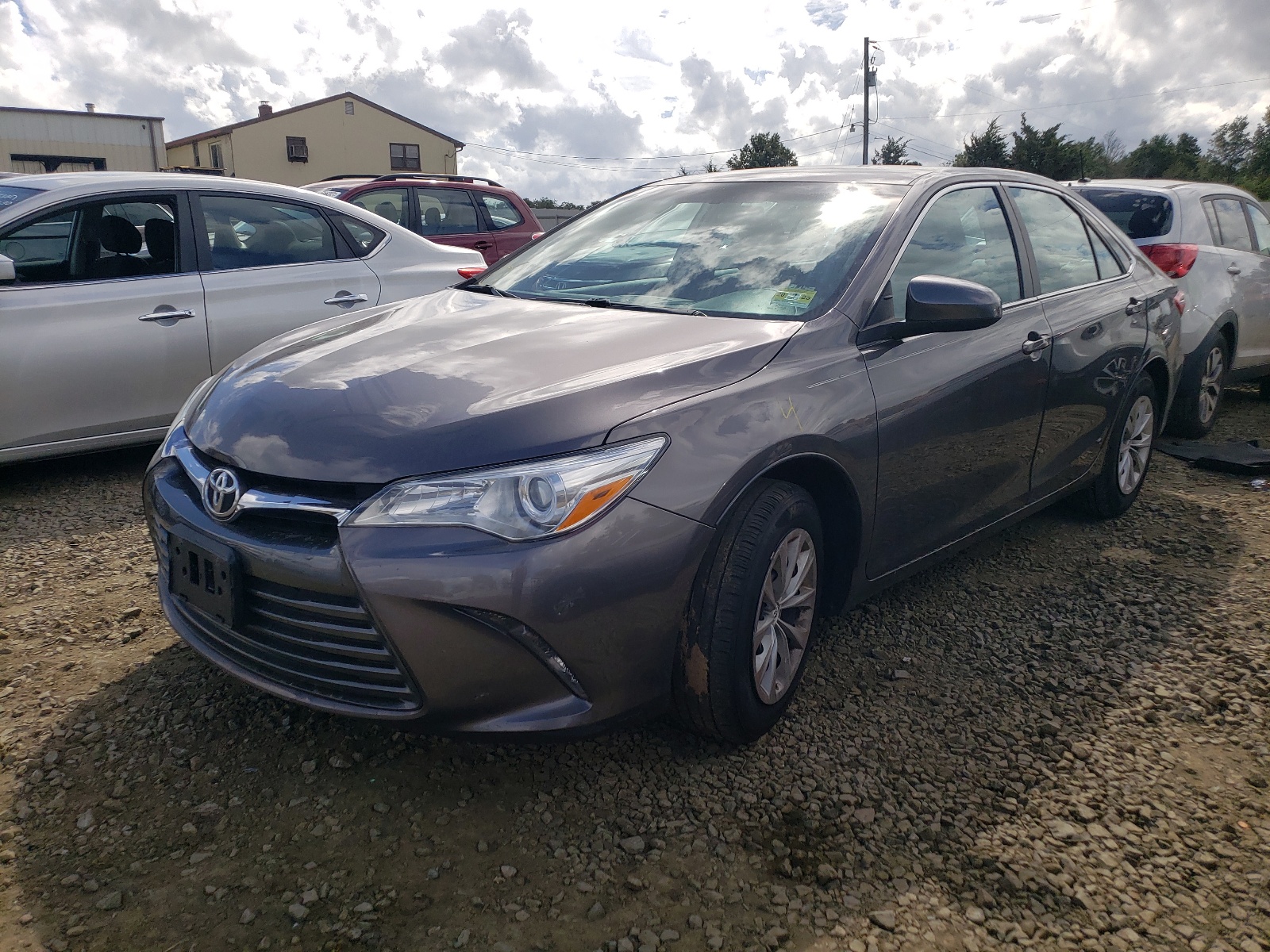 Photo 2 from auction – 2016 TOYOTA CAMRY LE with VIN 4T4BF1FK5GR543998