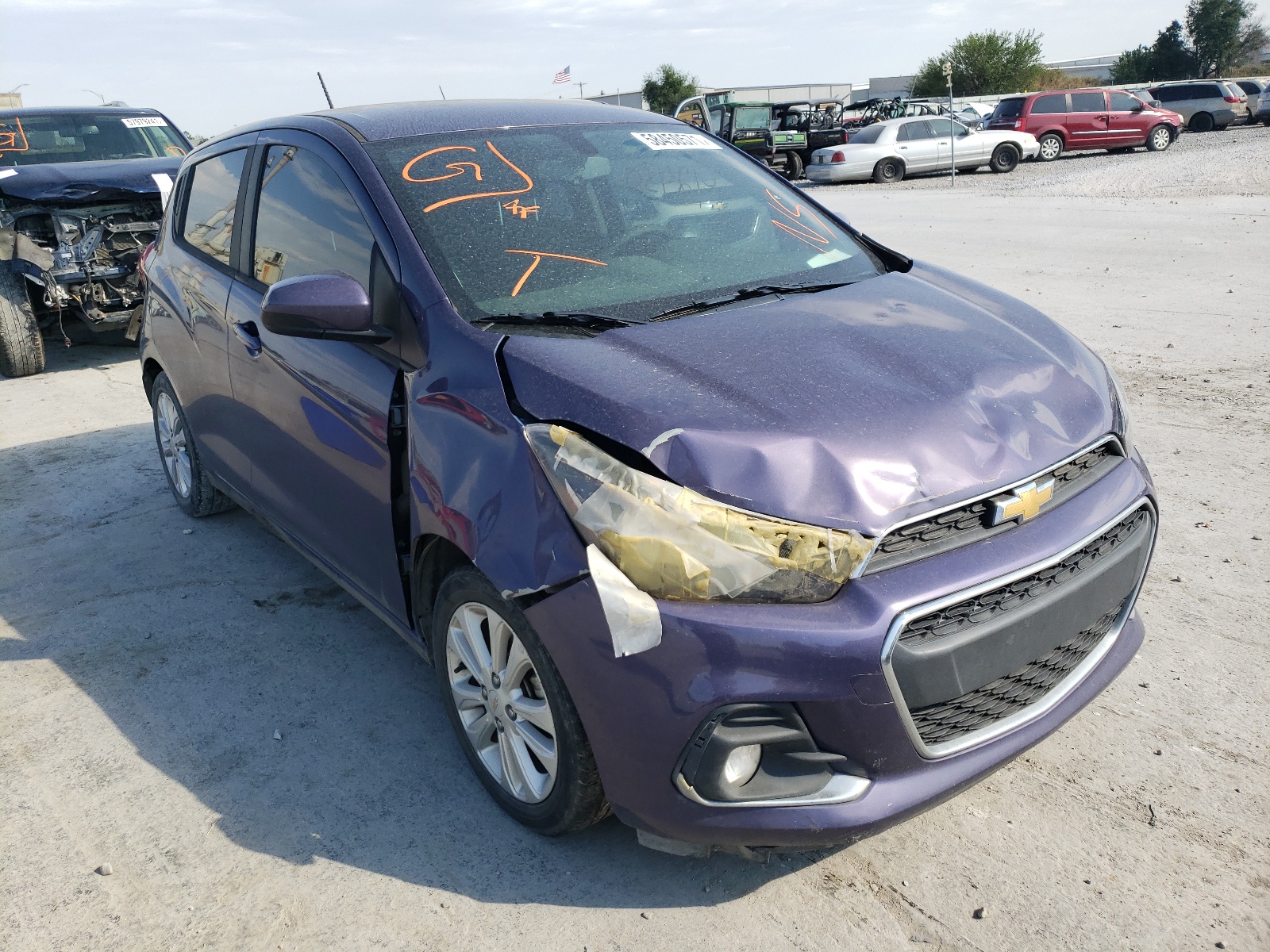 CHEVROLET SPARK 1LT 2017 with VIN KL8CD6SA9HC785387 - Photo from auction