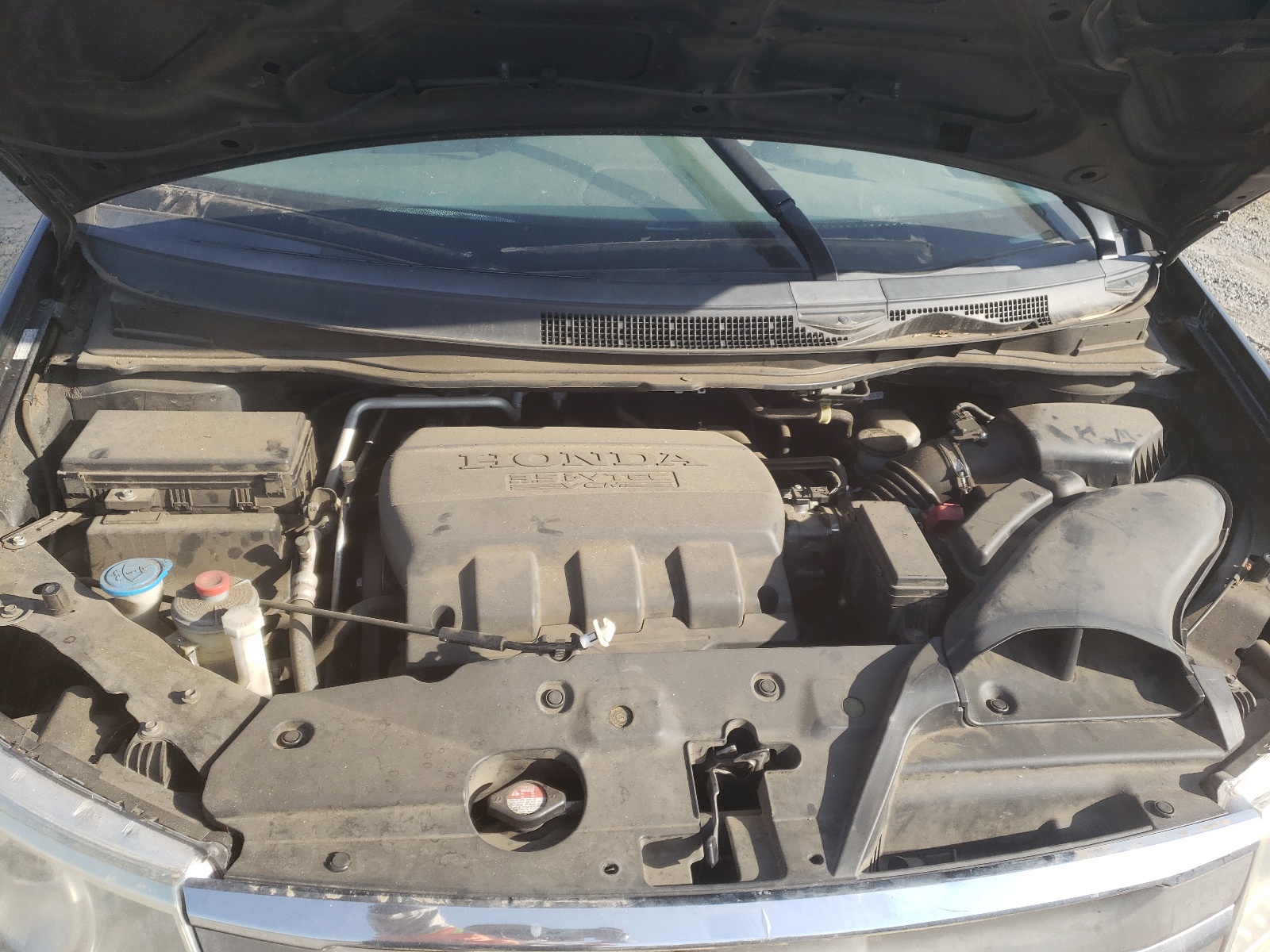 Photo 7 from auction – 2011 HONDA ODYSSEY TO with VIN 5FNRL5H93BB057246