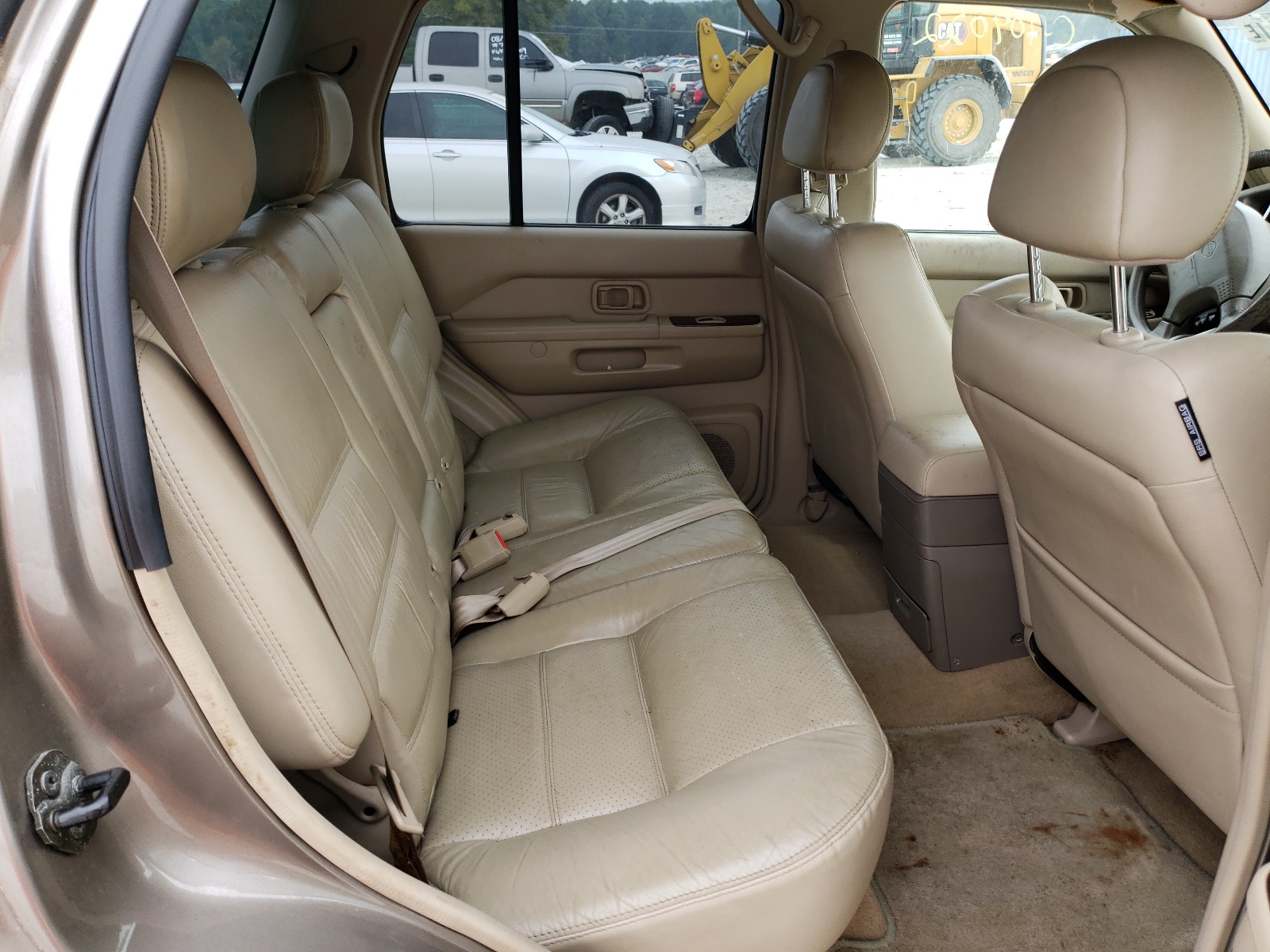 Photo 6 from auction – 2001 NISSAN PATHFINDER with VIN JN8DR09X51W567024