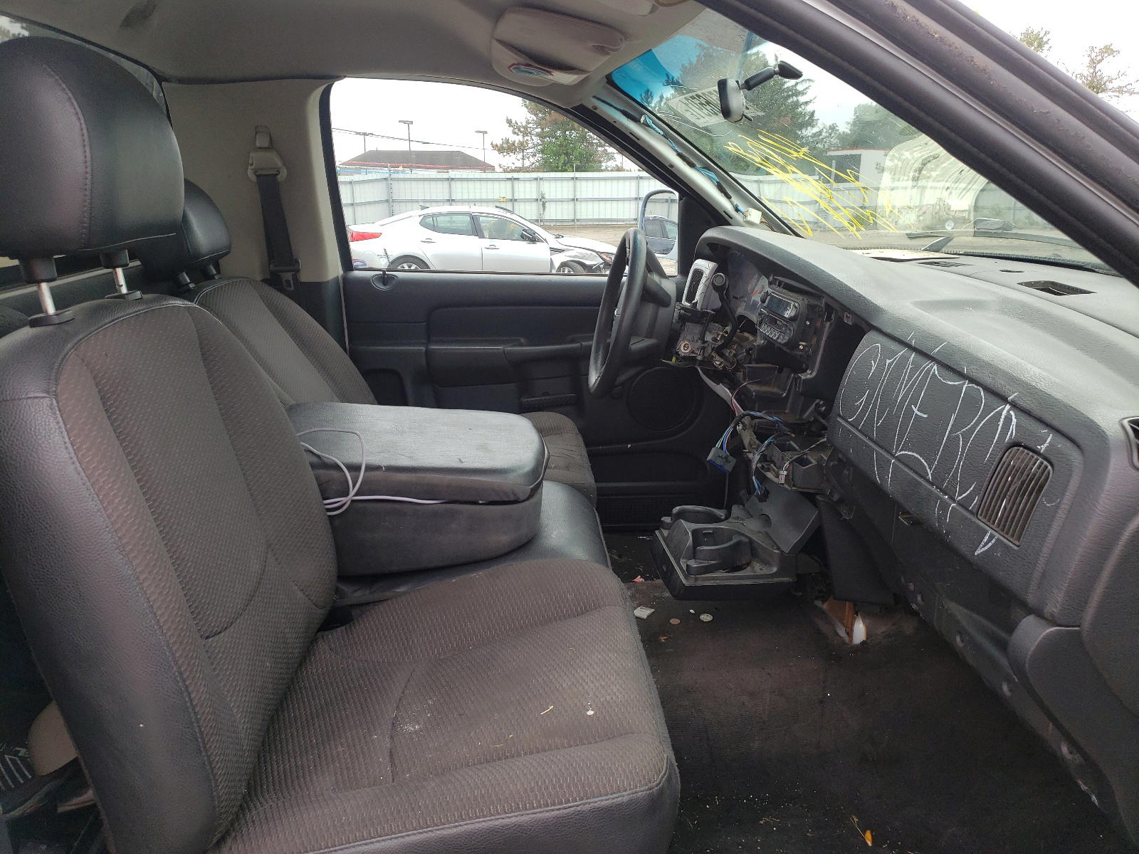 Photo 5 from auction – 2004 DODGE RAM with VIN 1D7HA18N94S772437