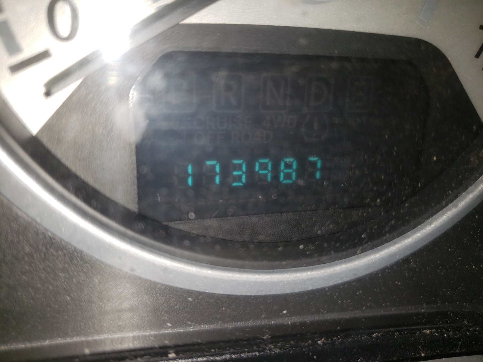 Photo 8 from auction – 2008 CHRYSLER TOWN & COU with VIN 2A8HR54P88R794575