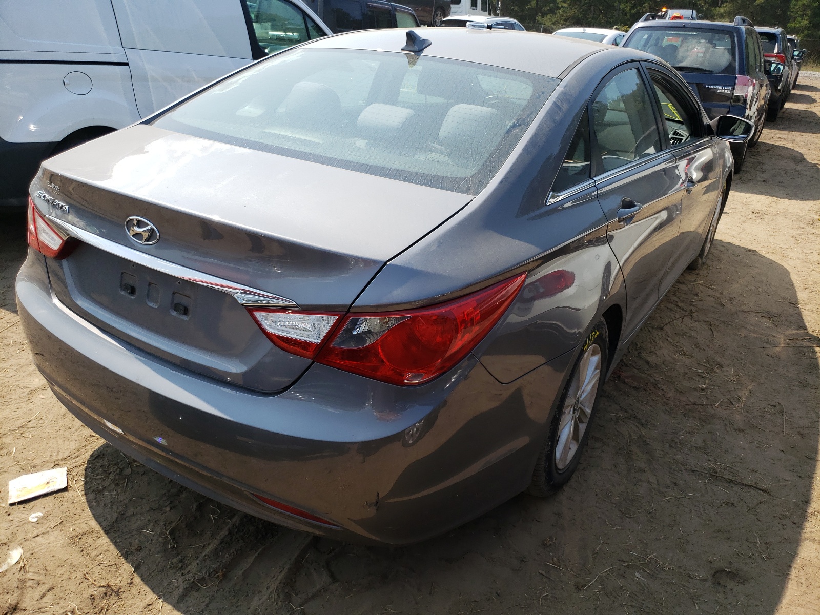Photo 4 from auction – 2011 HYUNDAI SONATA GLS with VIN 5NPEB4AC7BH291716