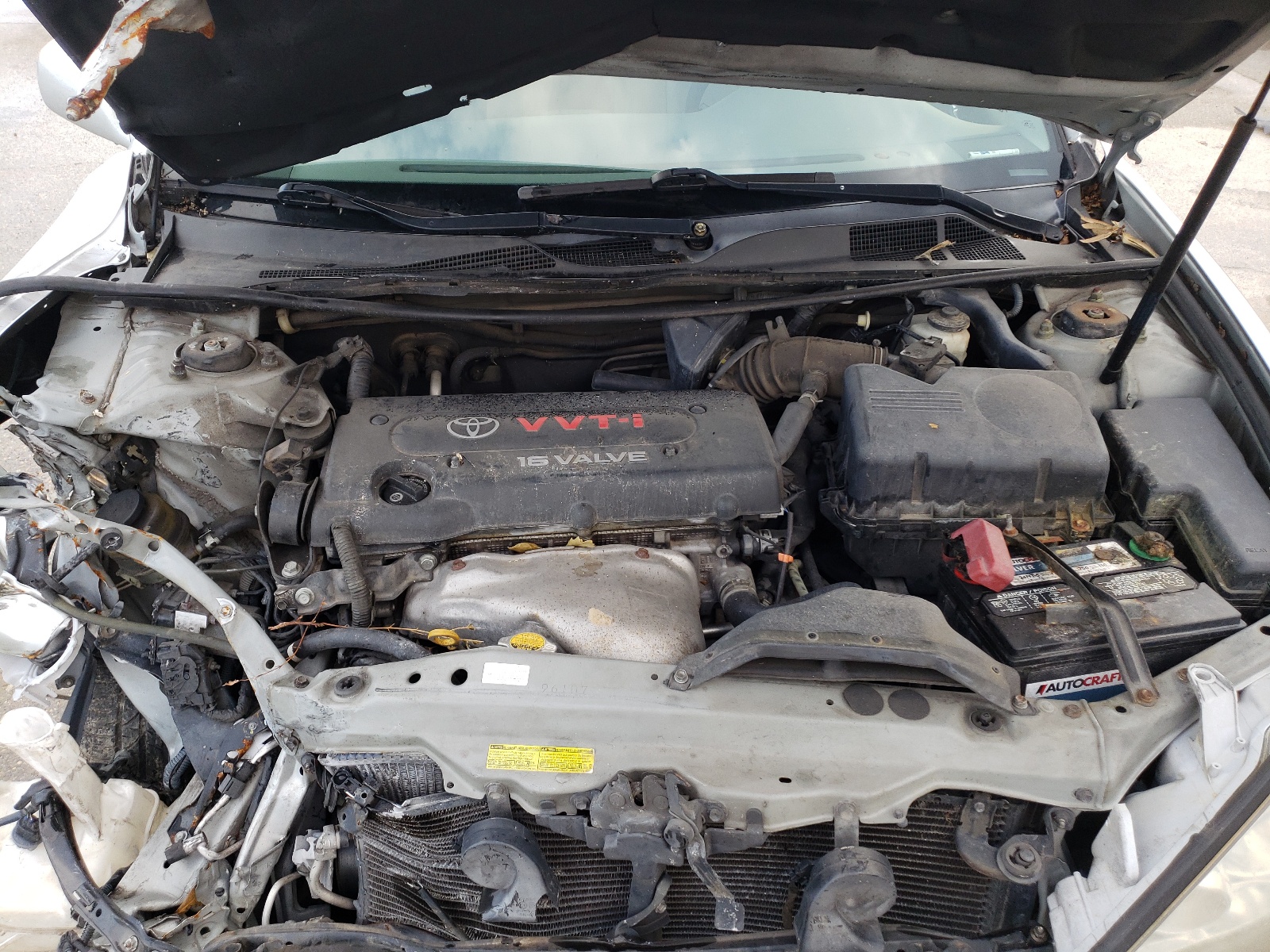 Photo 7 from auction – 2005 TOYOTA CAMRY LE with VIN 4T1BE32K45U618623