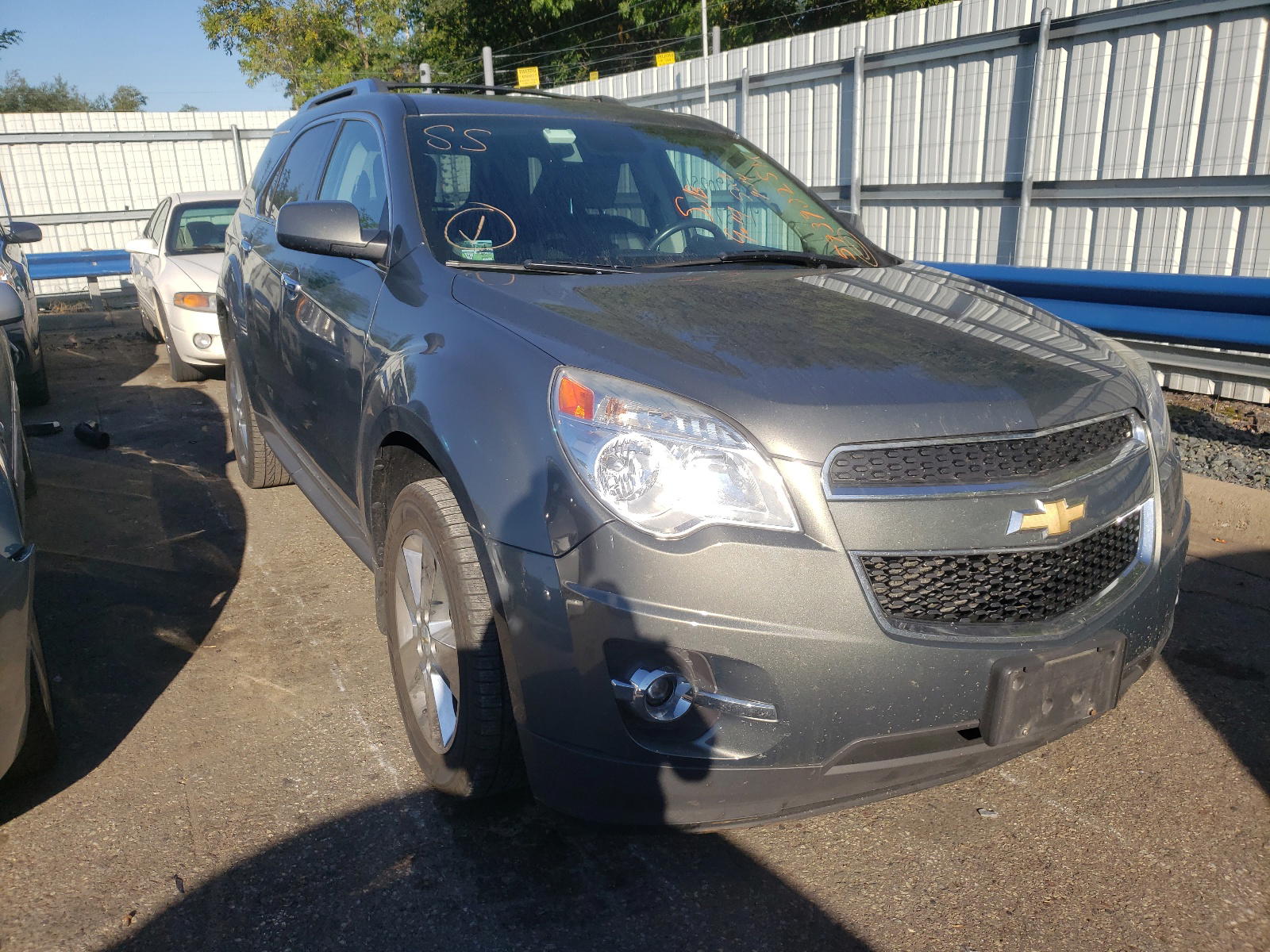 CHEVROLET EQUINOX LT 2013 with VIN 2GNFLPE33D6415959 - Photo from auction