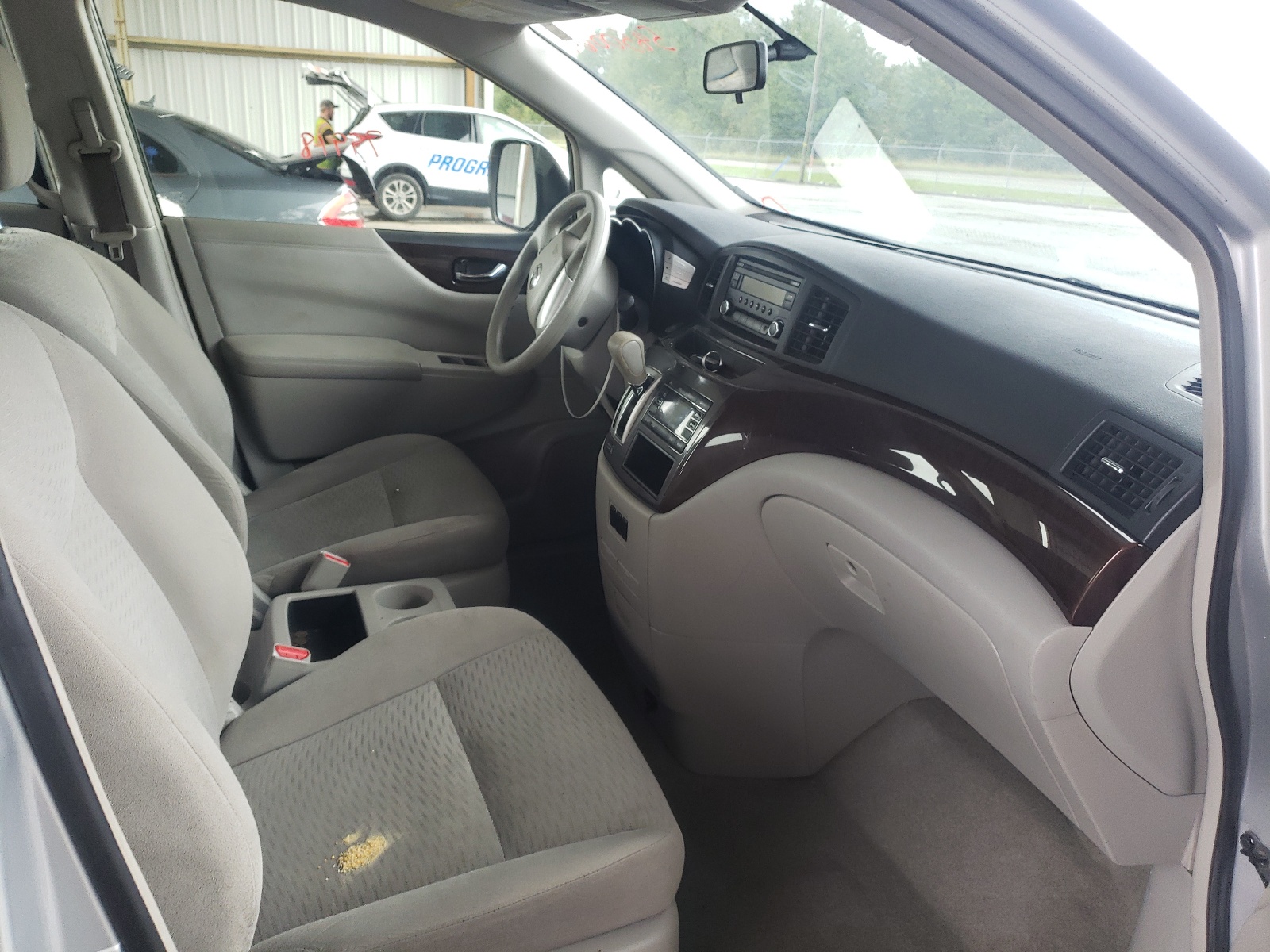 Photo 5 from auction – 2016 NISSAN QUEST S with VIN JN8AE2KP6G9150183