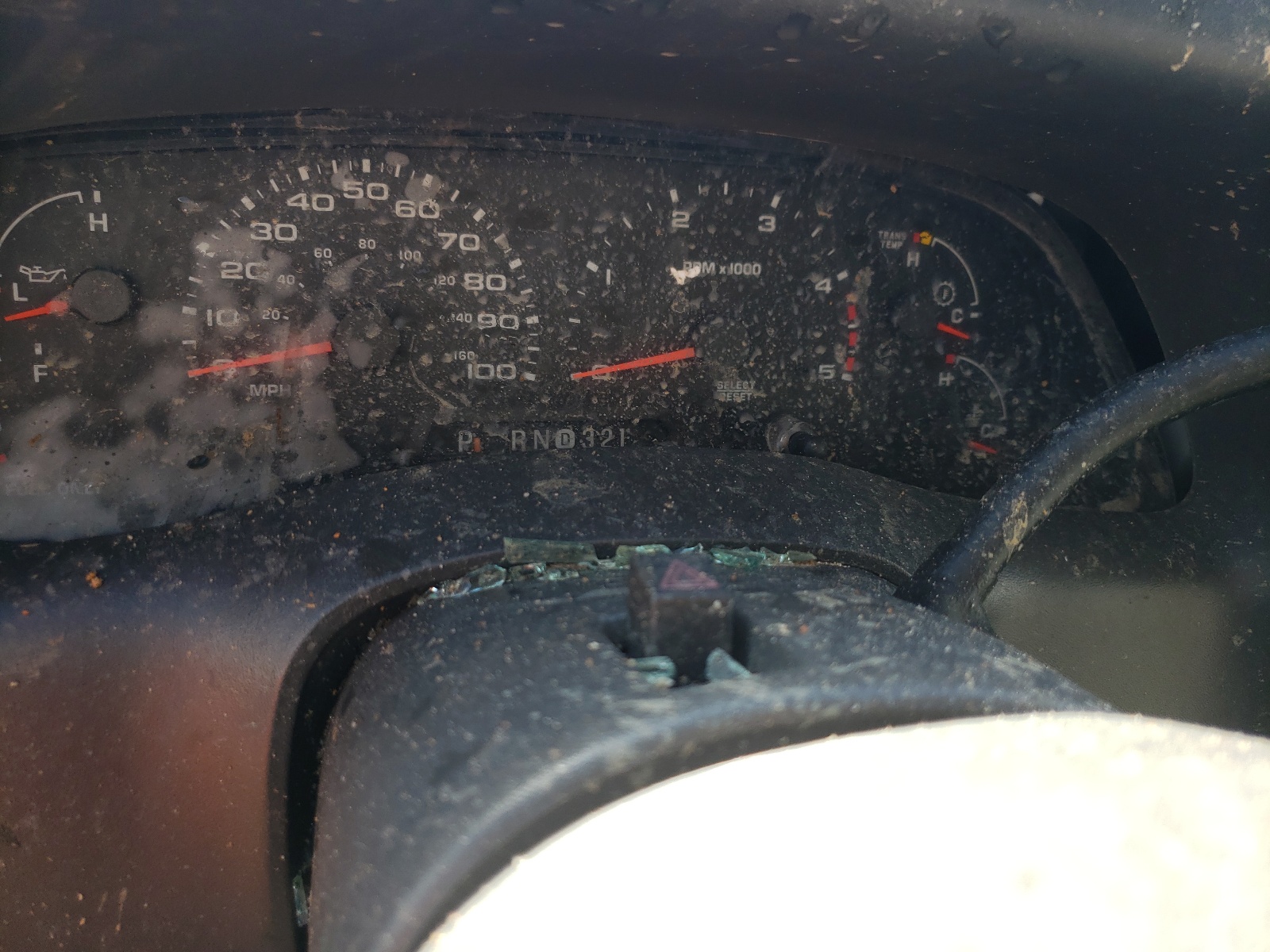 Photo 8 from auction – 2004 FORD F250 SUPER with VIN 1FTNW21PX4EC92177