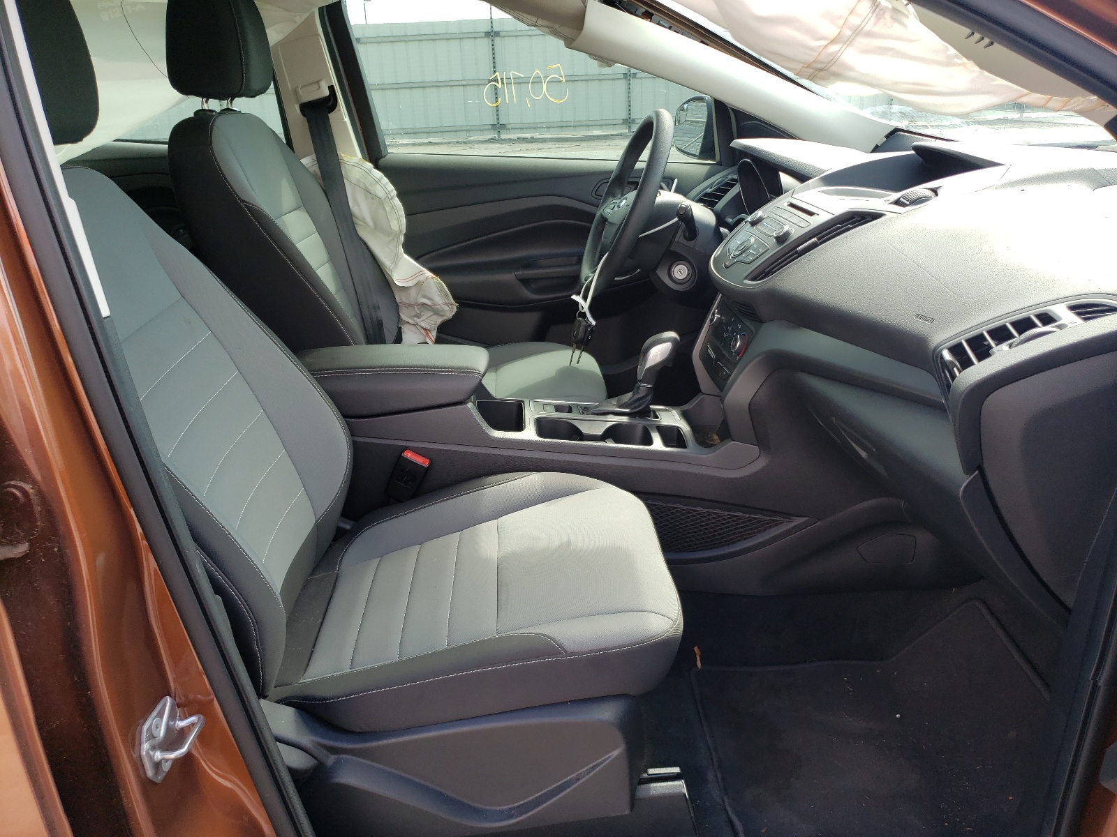 Photo 5 from auction – 2017 FORD ESCAPE S with VIN 1FMCU0F75HUA58160