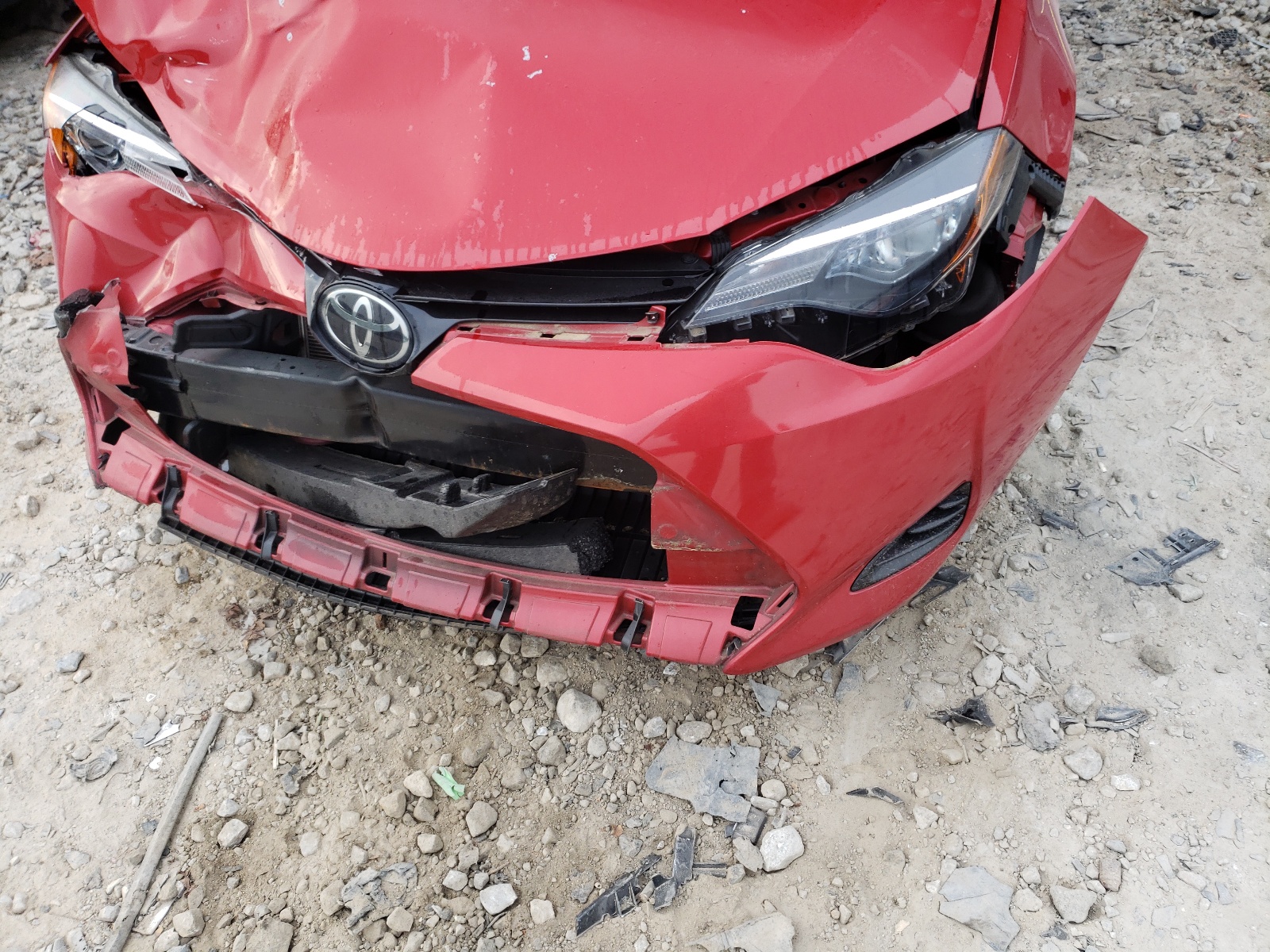 Photo 9 from auction – 2018 TOYOTA COROLLA L with VIN 2T1BURHE1JC062581