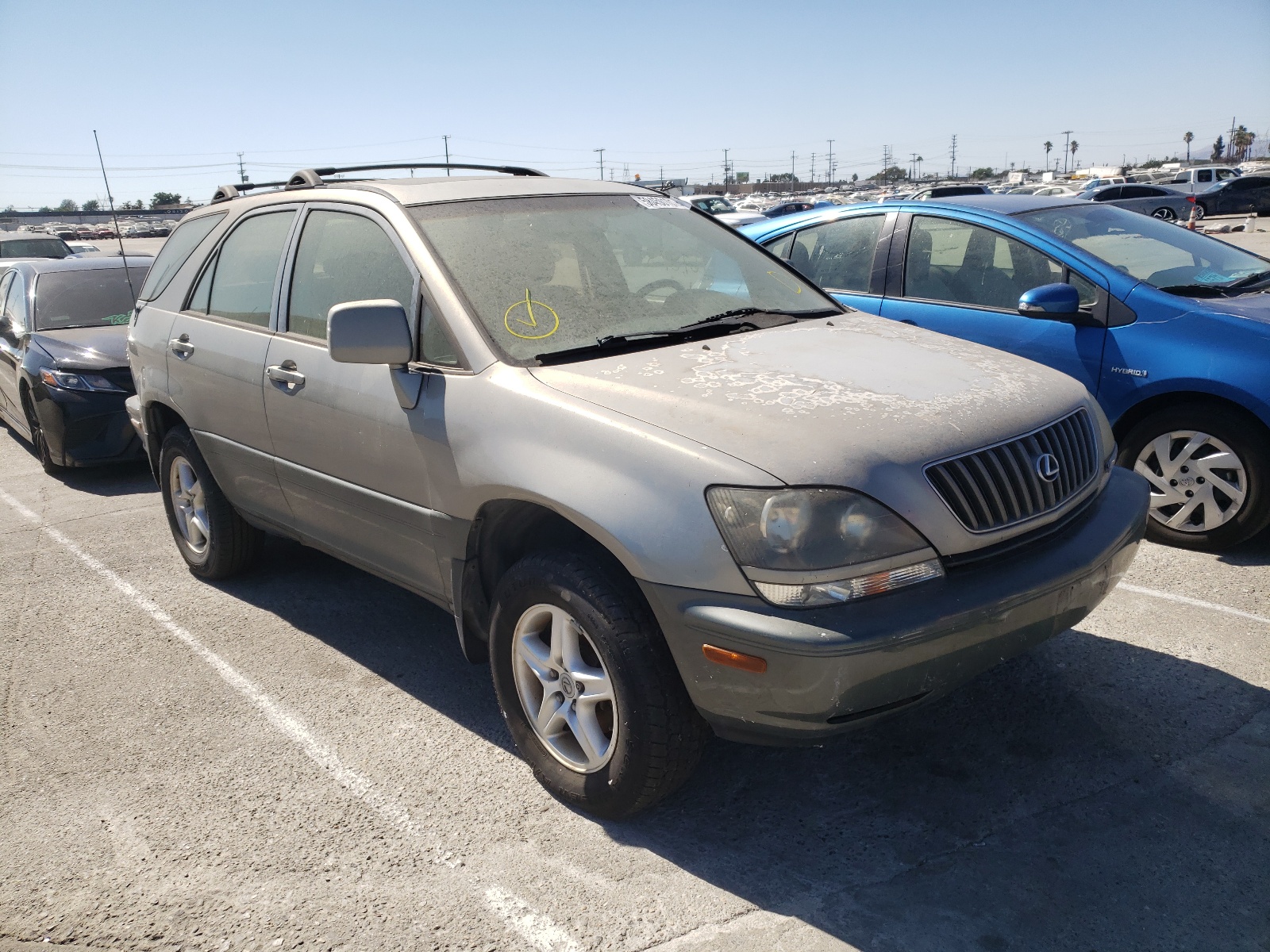 LEXUS RX 300 2000 with VIN JT6GF10U5Y0067184 - Photo from auction