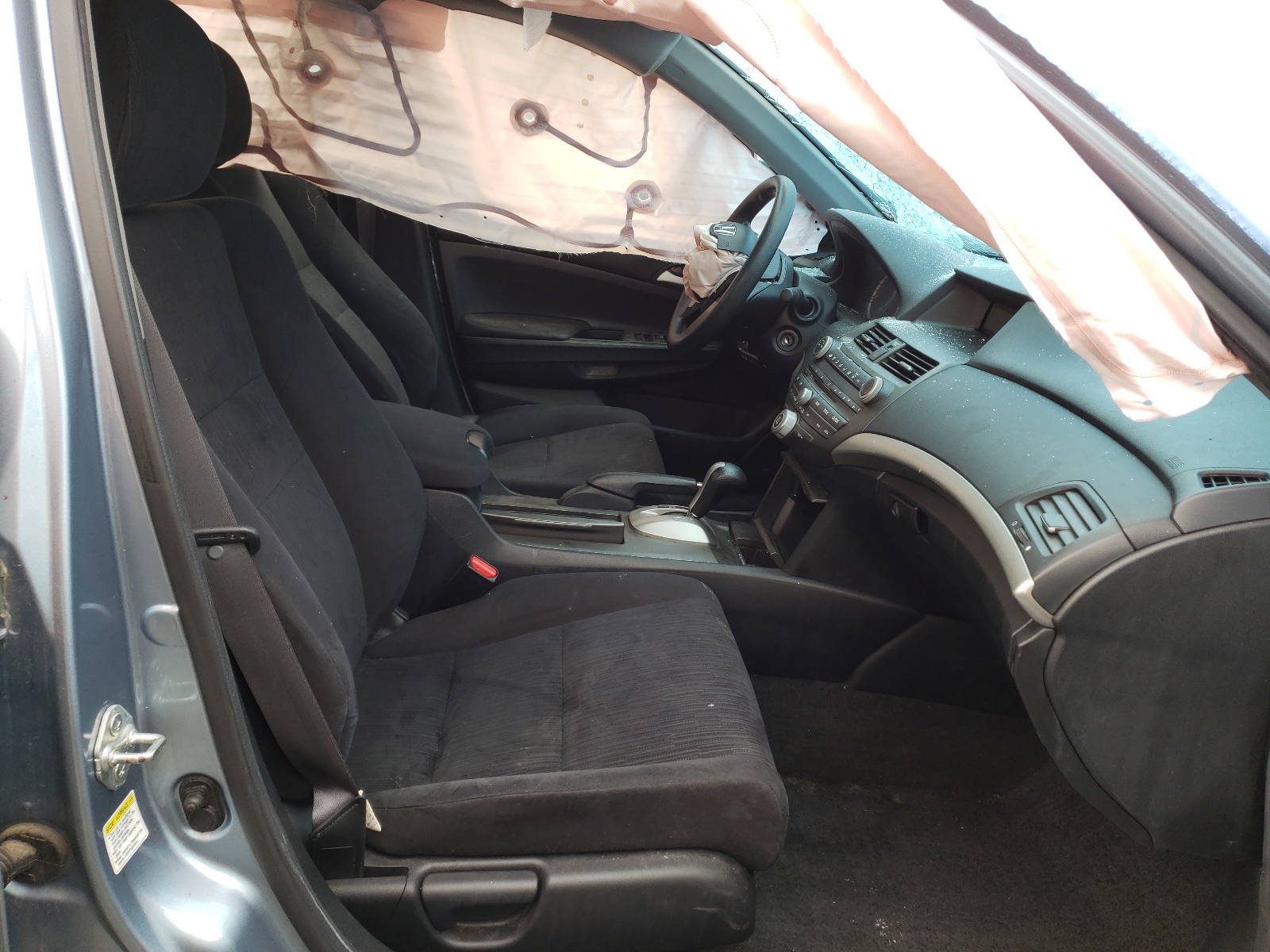 Photo 5 from auction – 2011 HONDA ACCORD LX with VIN 1HGCP2F36BA156564