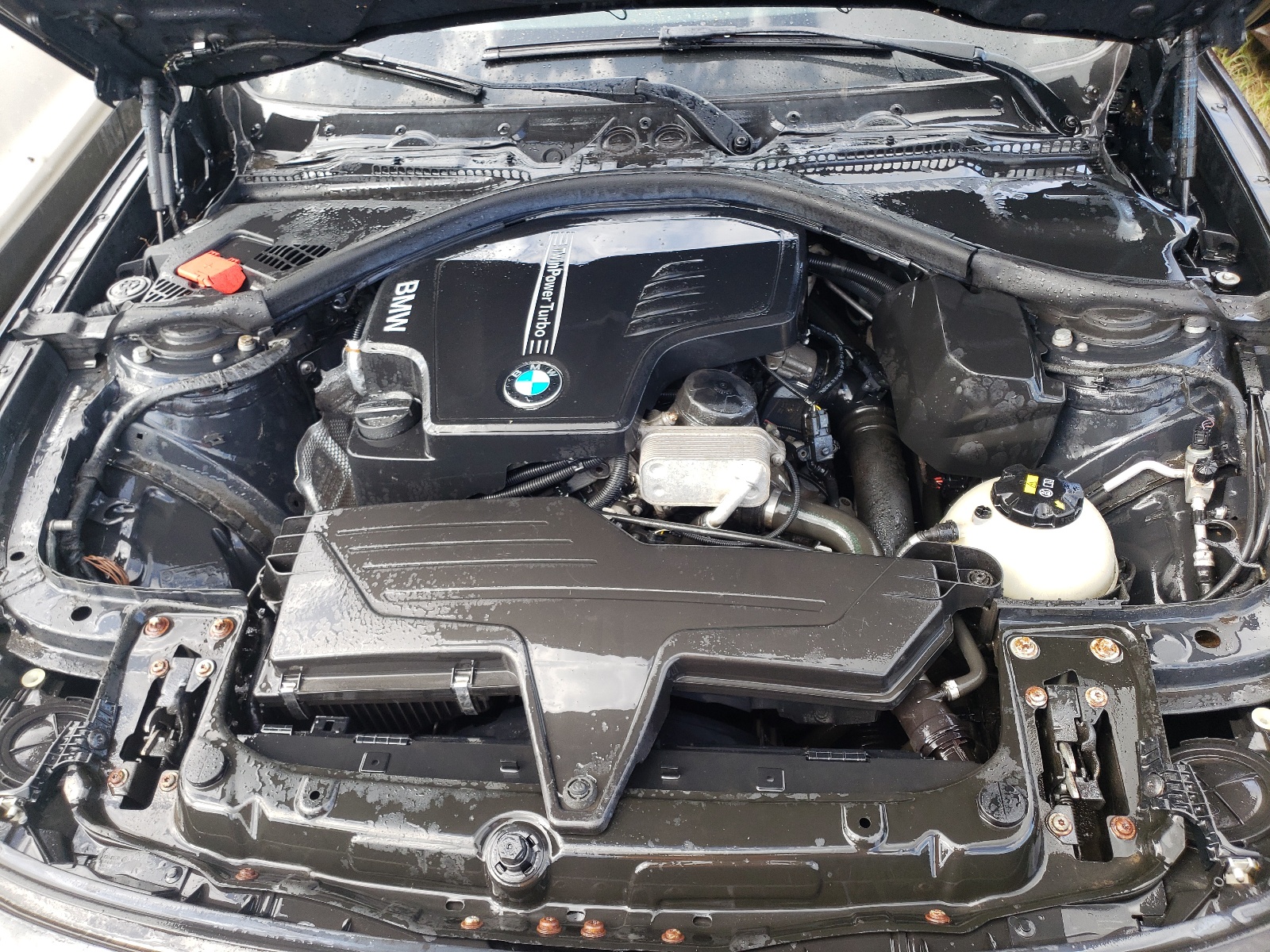 Photo 7 from auction – 2015 BMW 328 XIGT with VIN WBA3X5C57FD559931