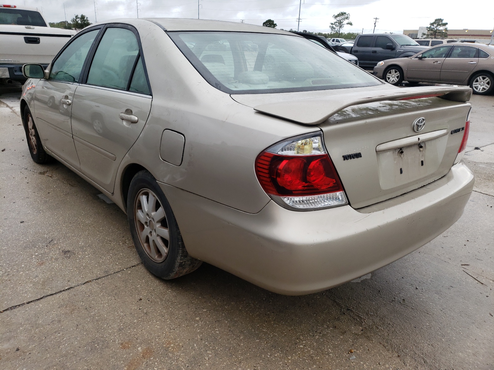 Photo 3 from auction – 2006 TOYOTA CAMRY LE with VIN 4T1BE32K06U116709