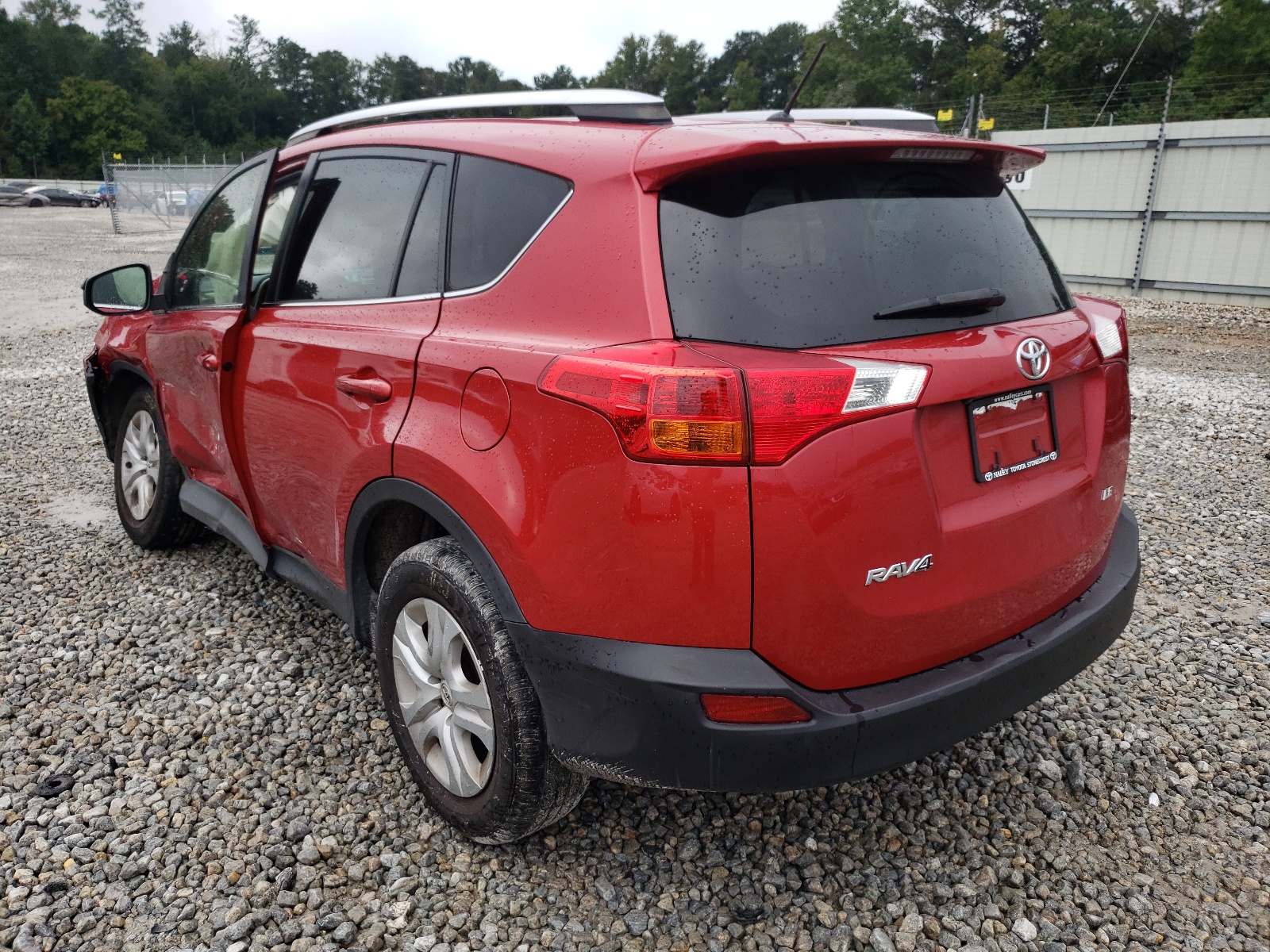 Photo 3 from auction – 2013 TOYOTA RAV4 LE with VIN JTMZFREV7D5016168