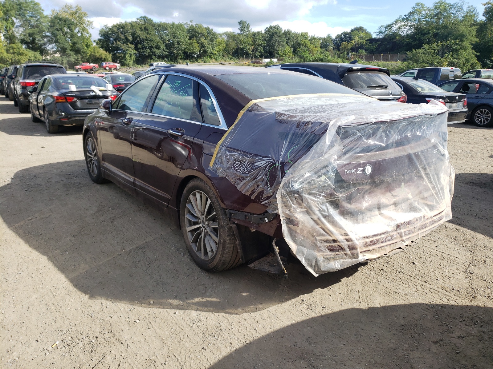 Photo 3 from auction – 2017 LINCOLN MKZ PREMIE with VIN 3LN6L5B95HR612616