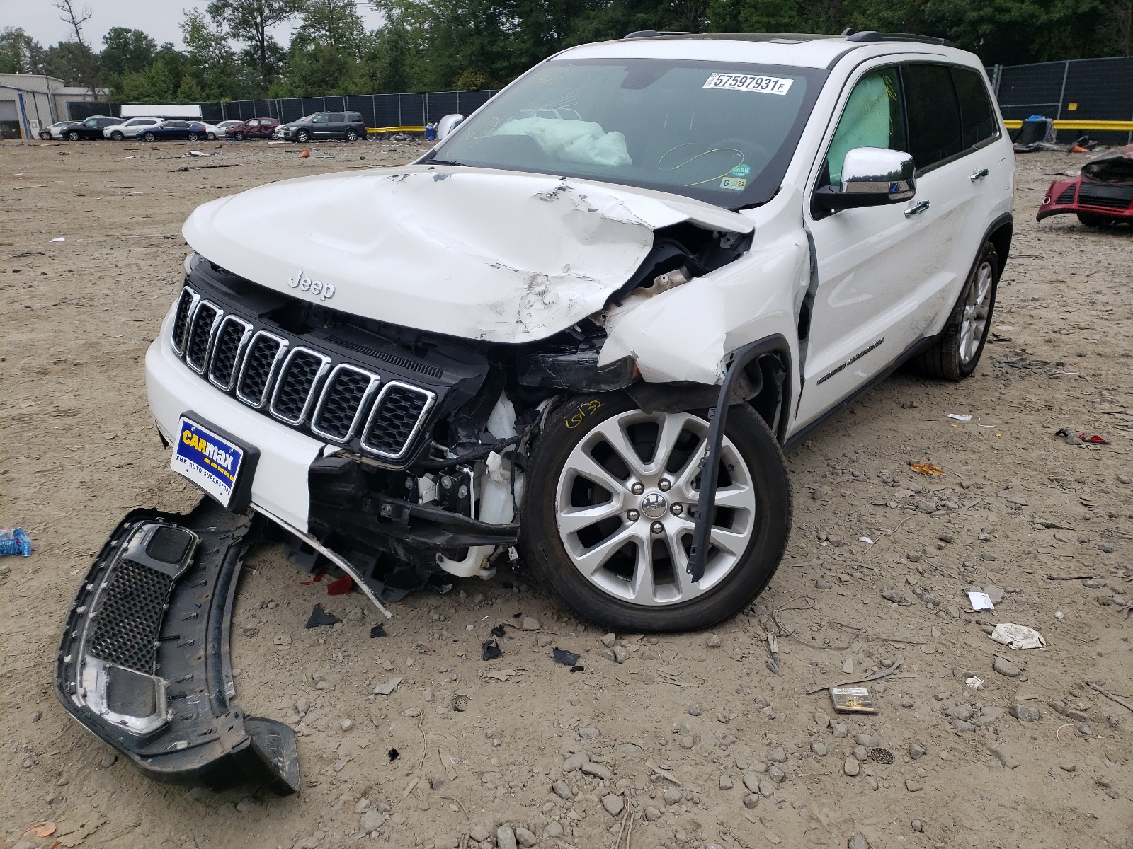 Photo 2 from auction – 2017 JEEP GRAND CHER with VIN 1C4RJFBGXHC811963