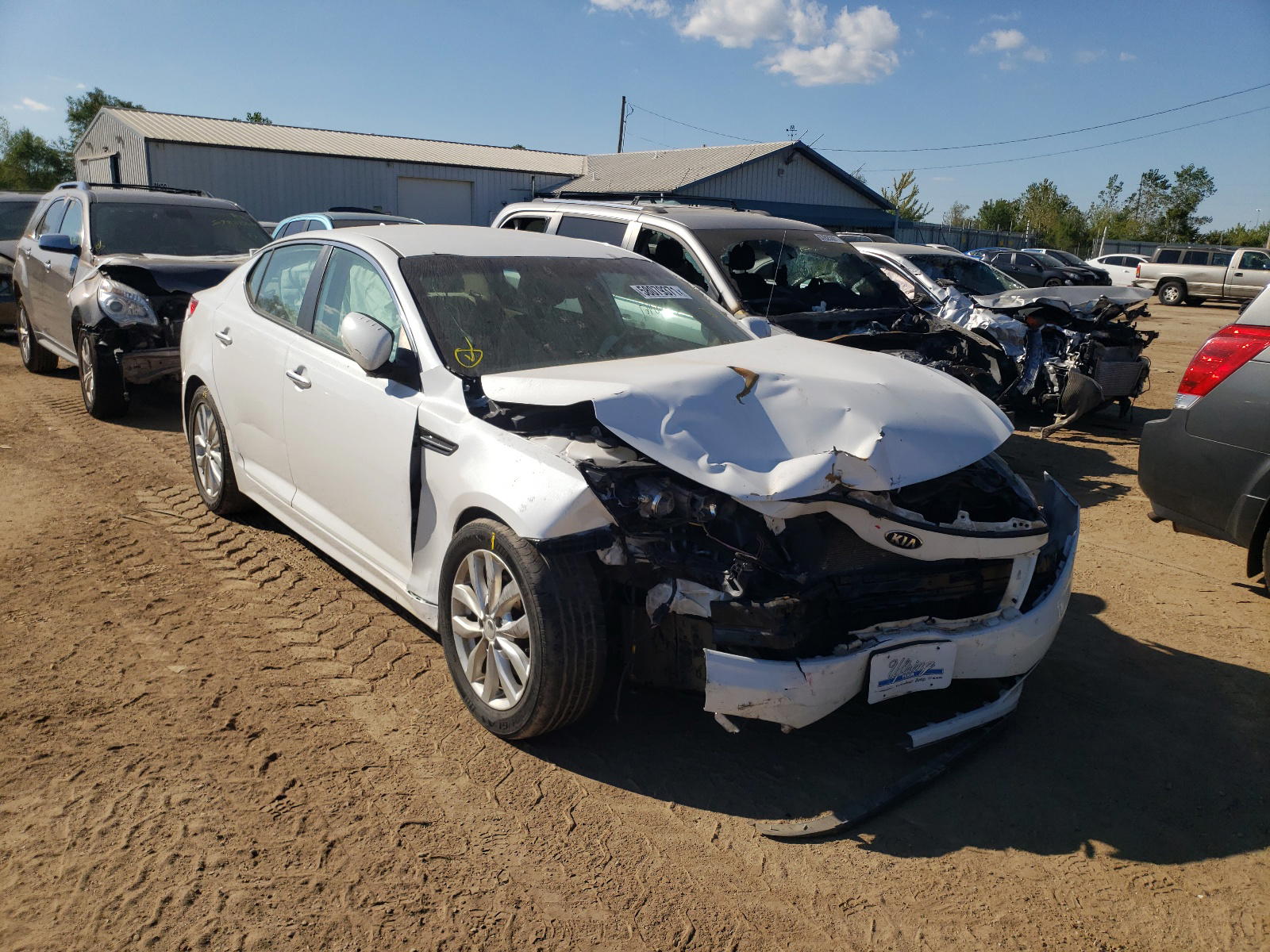 KIA OPTIMA 2015 with VIN 5XXGN4A77FG361011 - Photo from auction