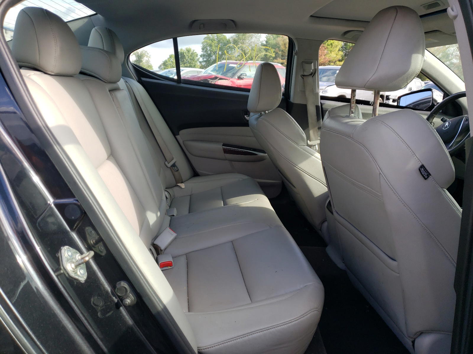 Photo 6 from auction – 2015 ACURA TLX with VIN 19UUB2F34FA006994