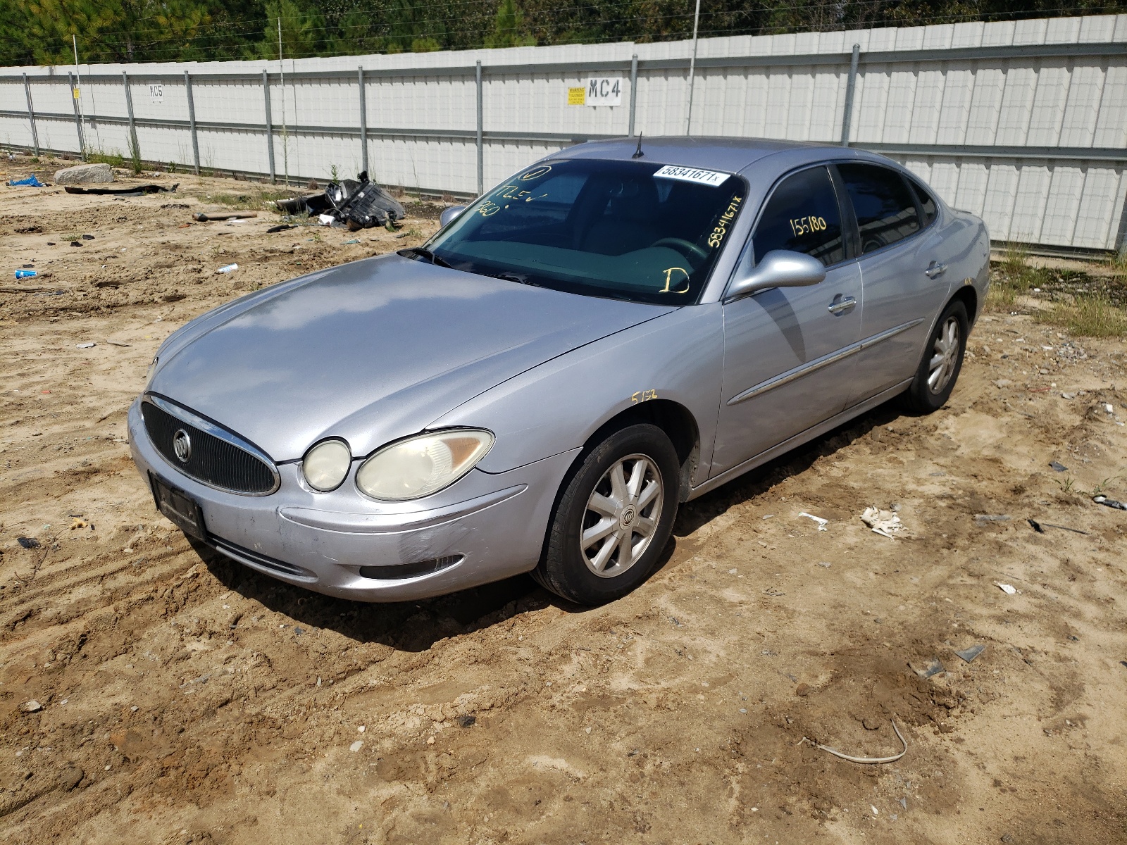 Photo 2 from auction – 2005 BUICK LACROSSE C with VIN 2G4WD532251266703