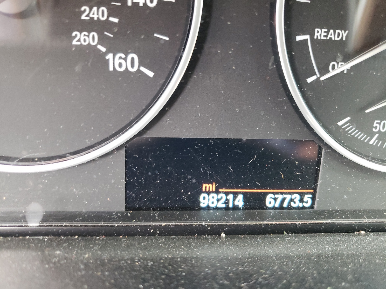 Photo 8 from auction – 2014 BMW 320 I XDRI with VIN WBA3C3C54EF984588