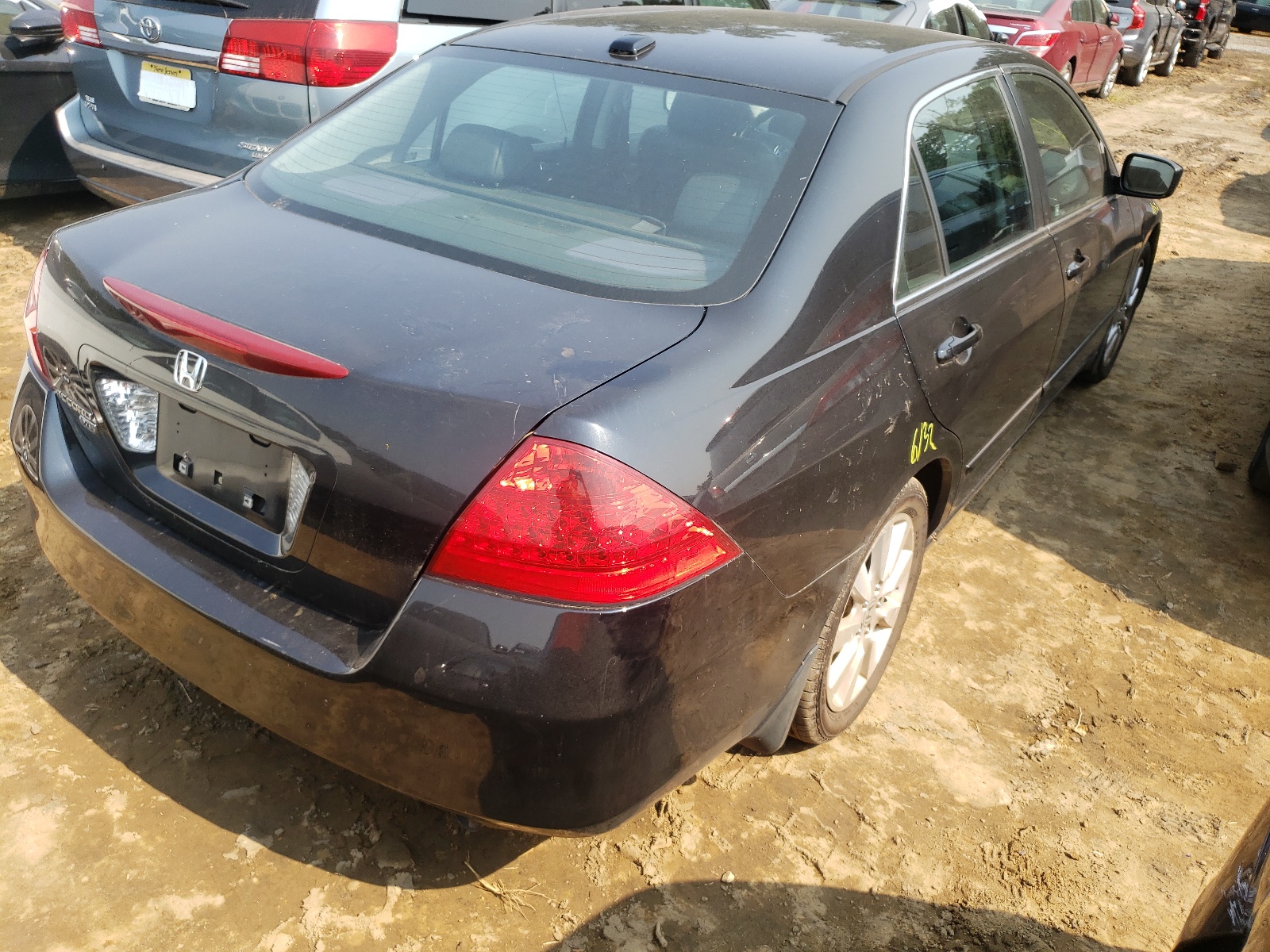 Photo 4 from auction – 2007 HONDA ACCORD EX with VIN 1HGCM66567A106319