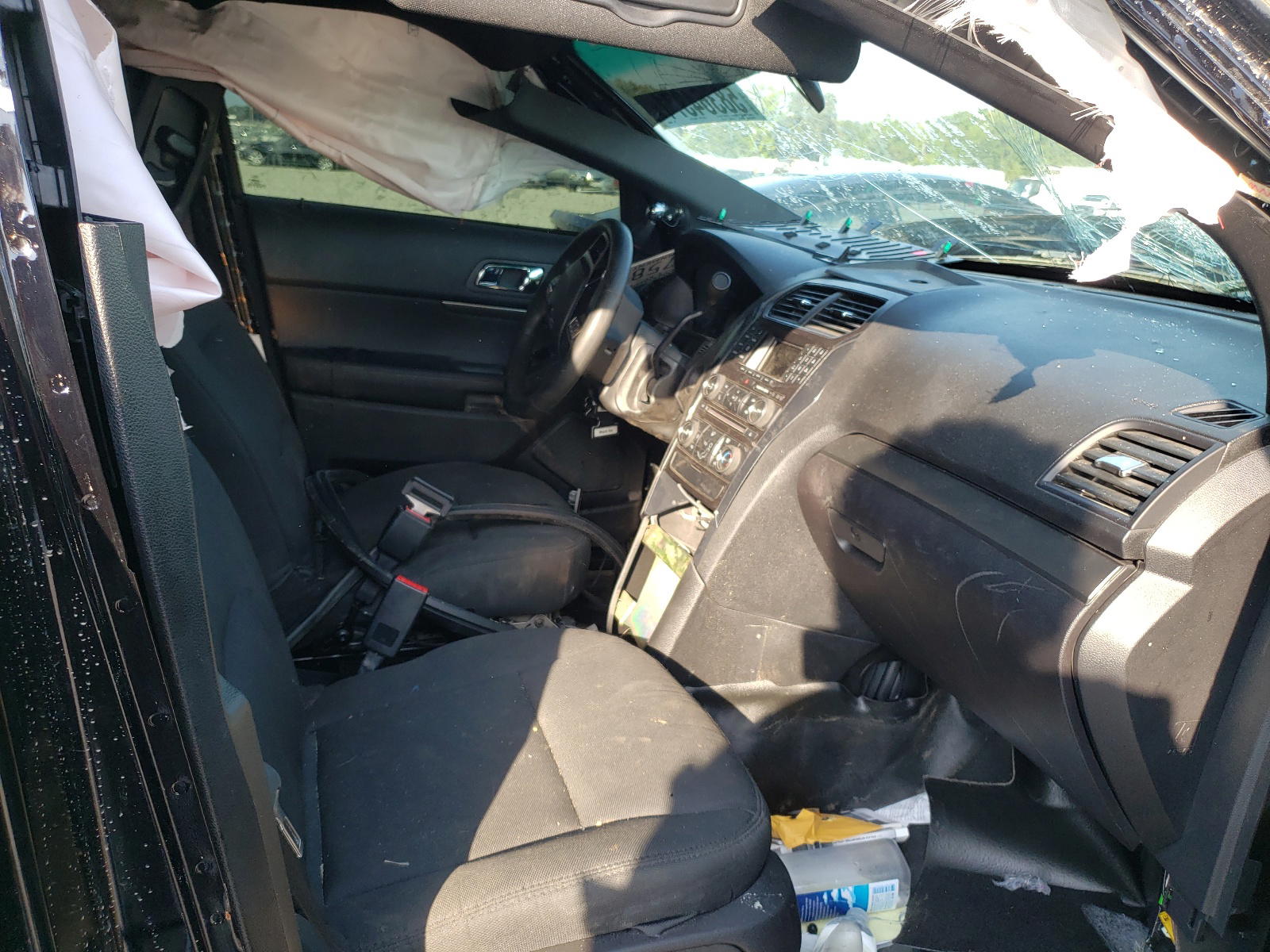 Photo 5 from auction – 2017 FORD EXPLORER P with VIN 1FM5K8AR6HGB55906