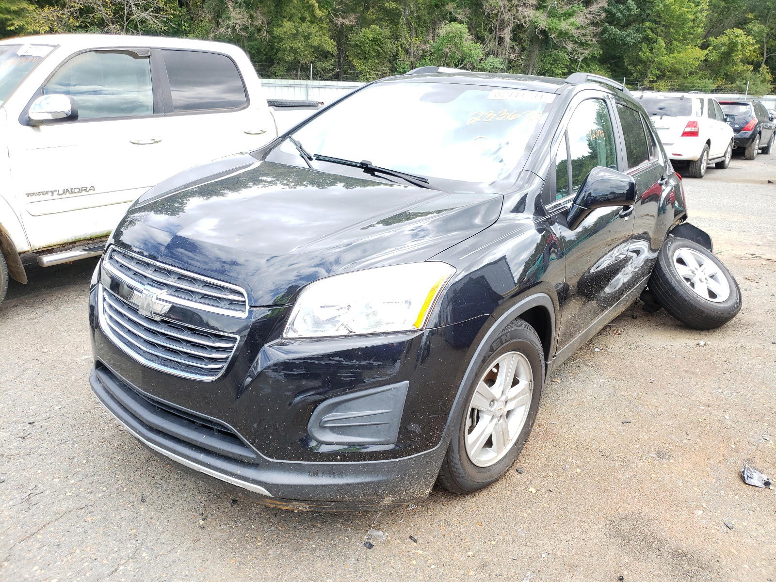 Photo 2 from auction – 2015 CHEVROLET TRAX 1LT with VIN KL7CJLSB0FB233672