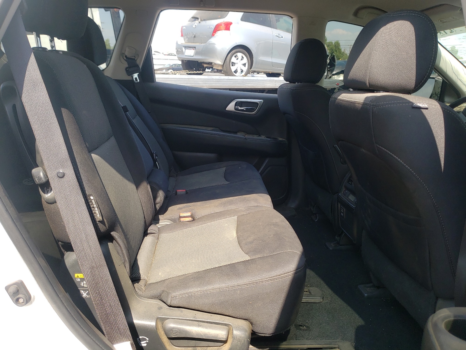 Photo 6 from auction – 2018 NISSAN PATHFINDER with VIN 5N1DR2MNXJC657036