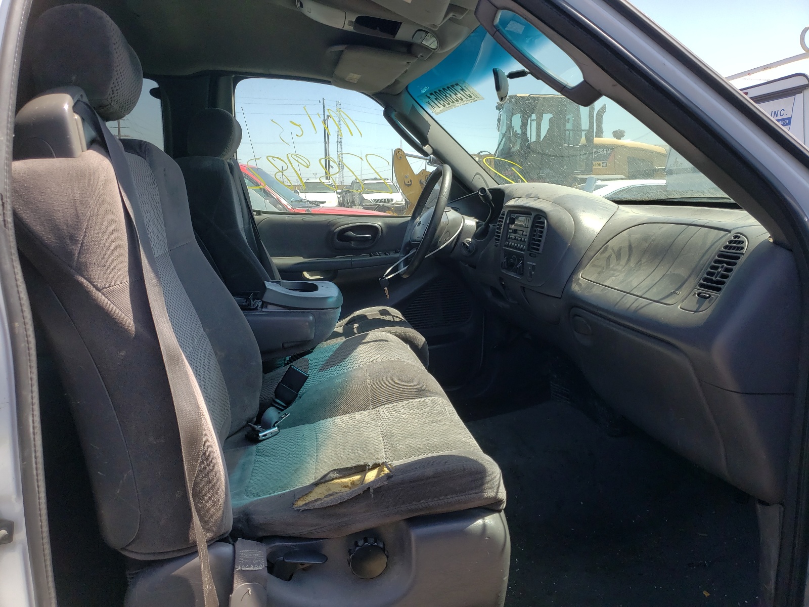 صورة رقم 5 من المزاد - 2002 FORD F150 مع VIN 1FTRX17W72KC52435