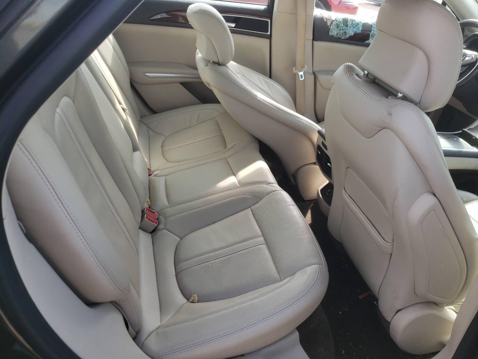 Photo 6 from auction – 2016 LINCOLN MKZ HYBRID with VIN 3LN6L2LU5GR628167