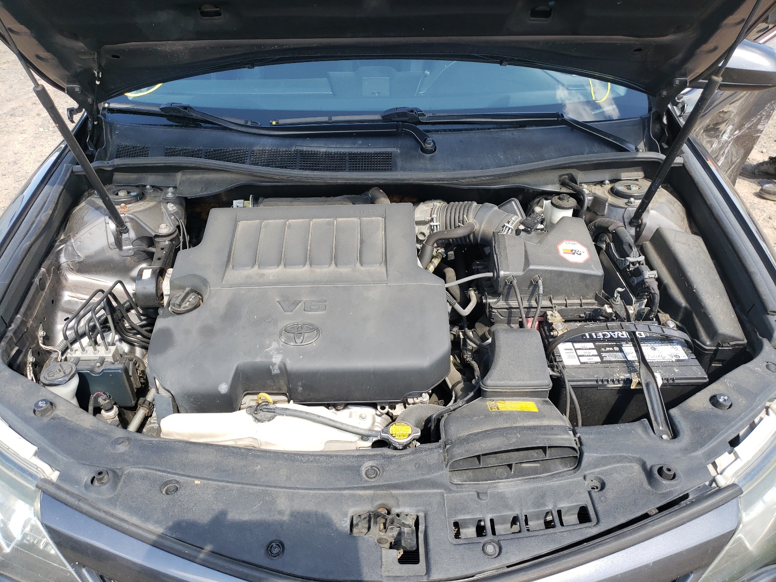 Photo 7 from auction – 2014 TOYOTA CAMRY SE with VIN 4T1BK1FK7EU024857