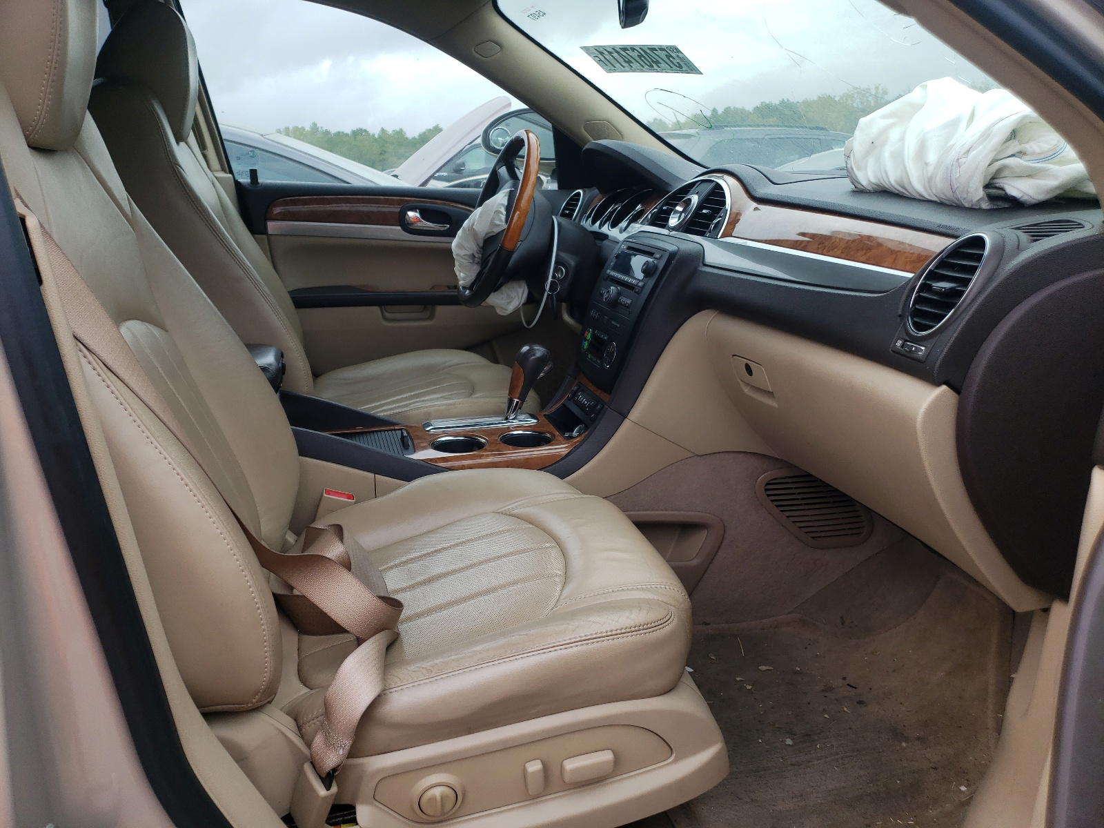 Photo 5 from auction – 2010 BUICK ENCLAVE CX with VIN 5GALRCED6AJ131513