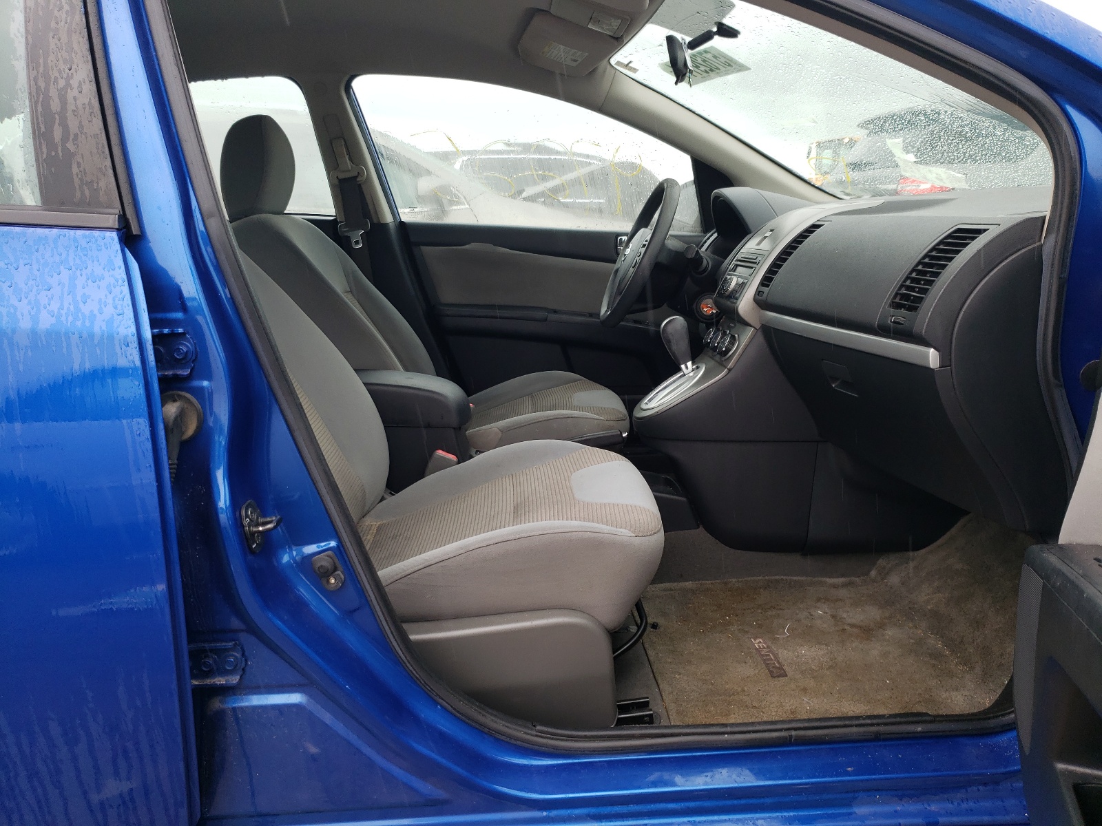 Photo 5 from auction – 2010 NISSAN SENTRA SR with VIN 3N1AB6AP0AL696959