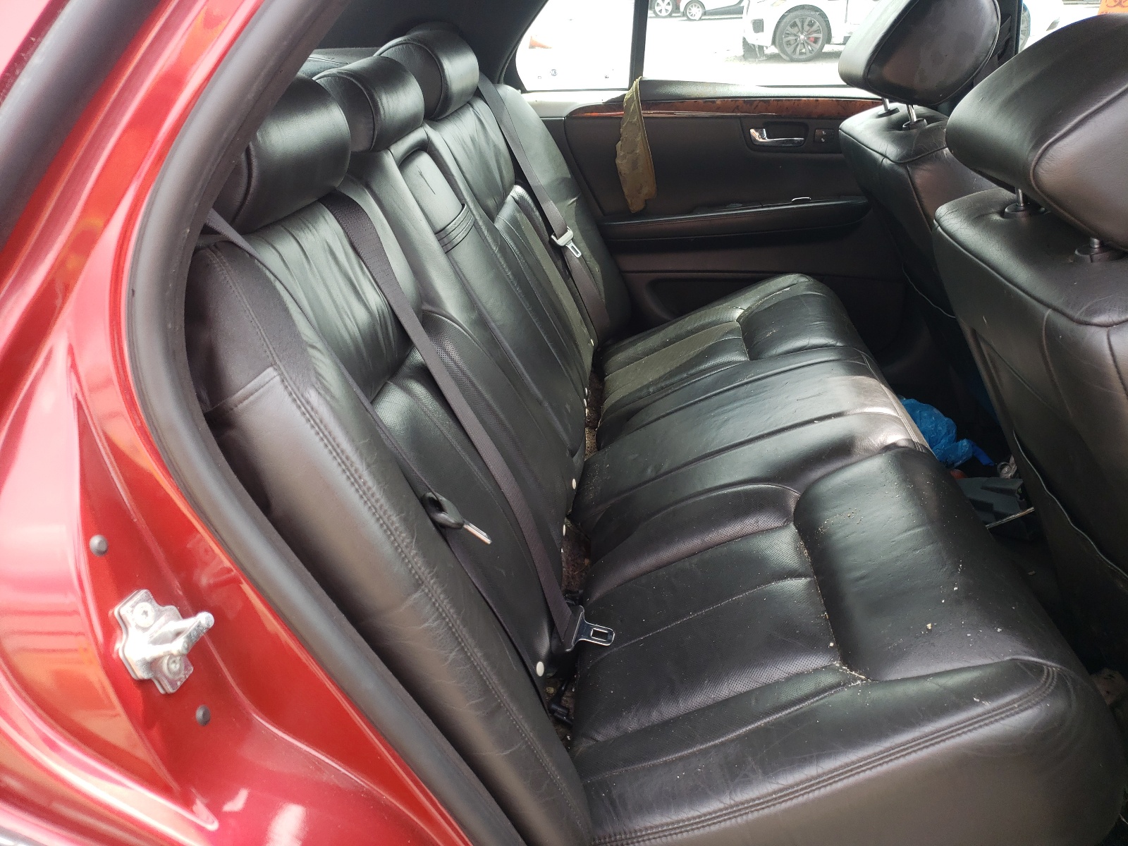 Photo 6 from auction – 2006 CADILLAC DTS with VIN 1G6KD579X6U100304