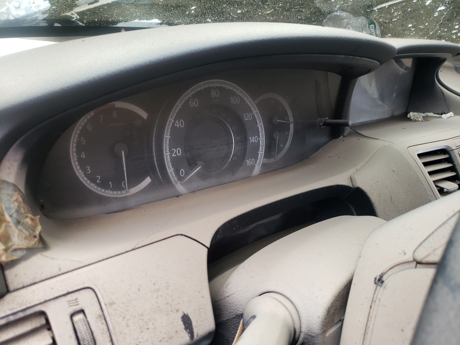 Photo 8 from auction – 2015 HONDA ACCORD LX with VIN 1HGCR2F33FA088563