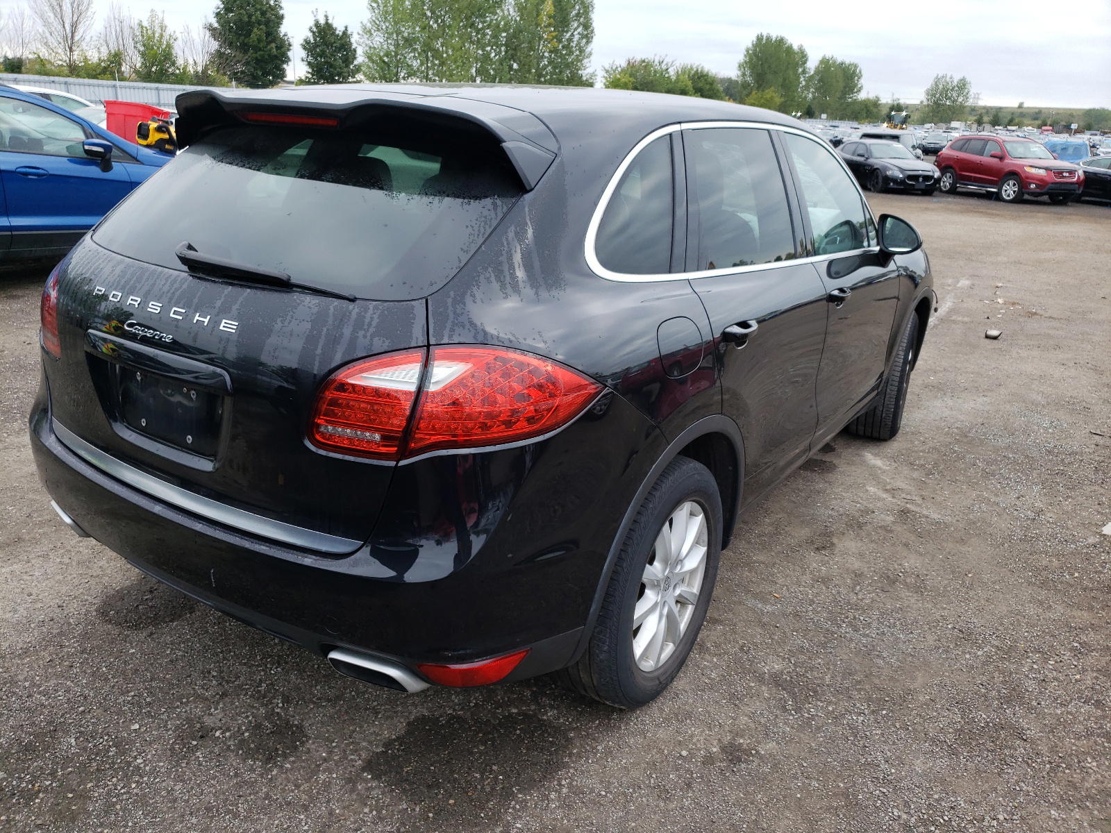 Photo 4 from auction – 2013 PORSCHE CAYENNE with VIN WP1AA2A26DLA03100