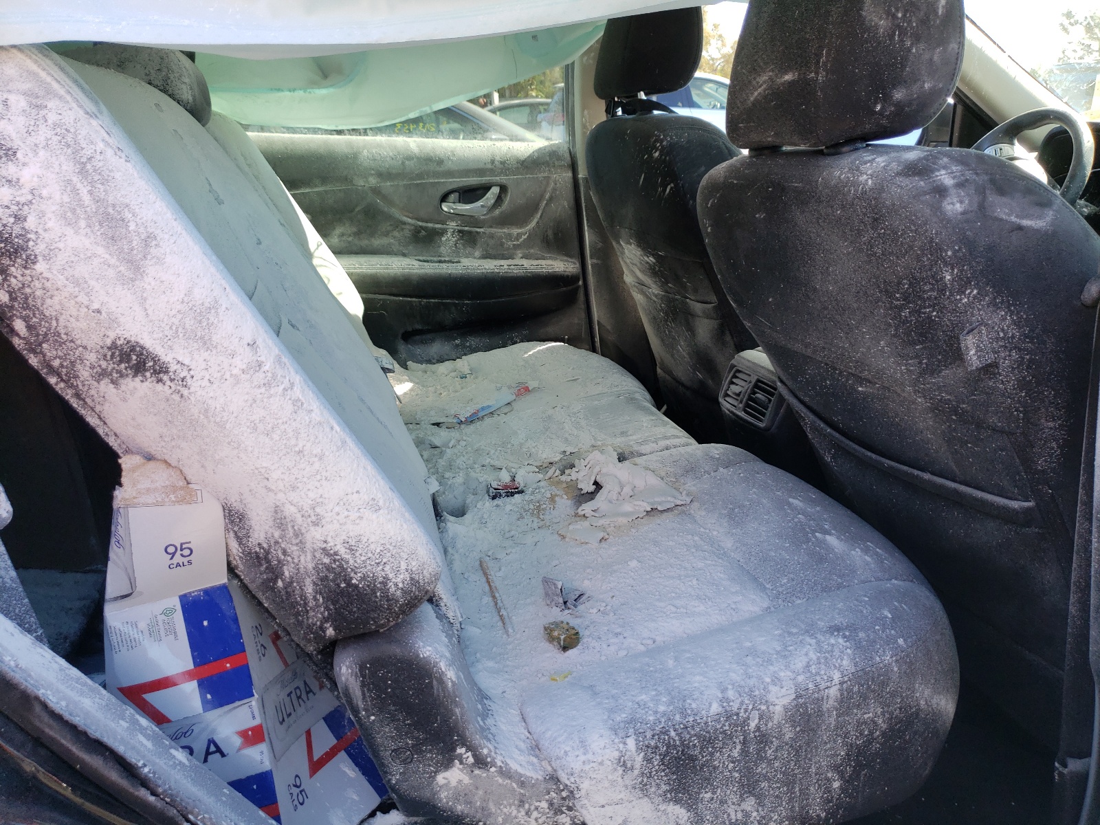 Photo 6 from auction – 2015 NISSAN ROGUE S with VIN KNMAT2MTXFP530813