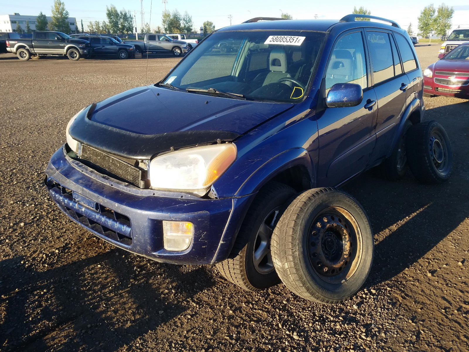 Photo 2 from auction – 2001 TOYOTA RAV4 with VIN JTEHH20V416002217