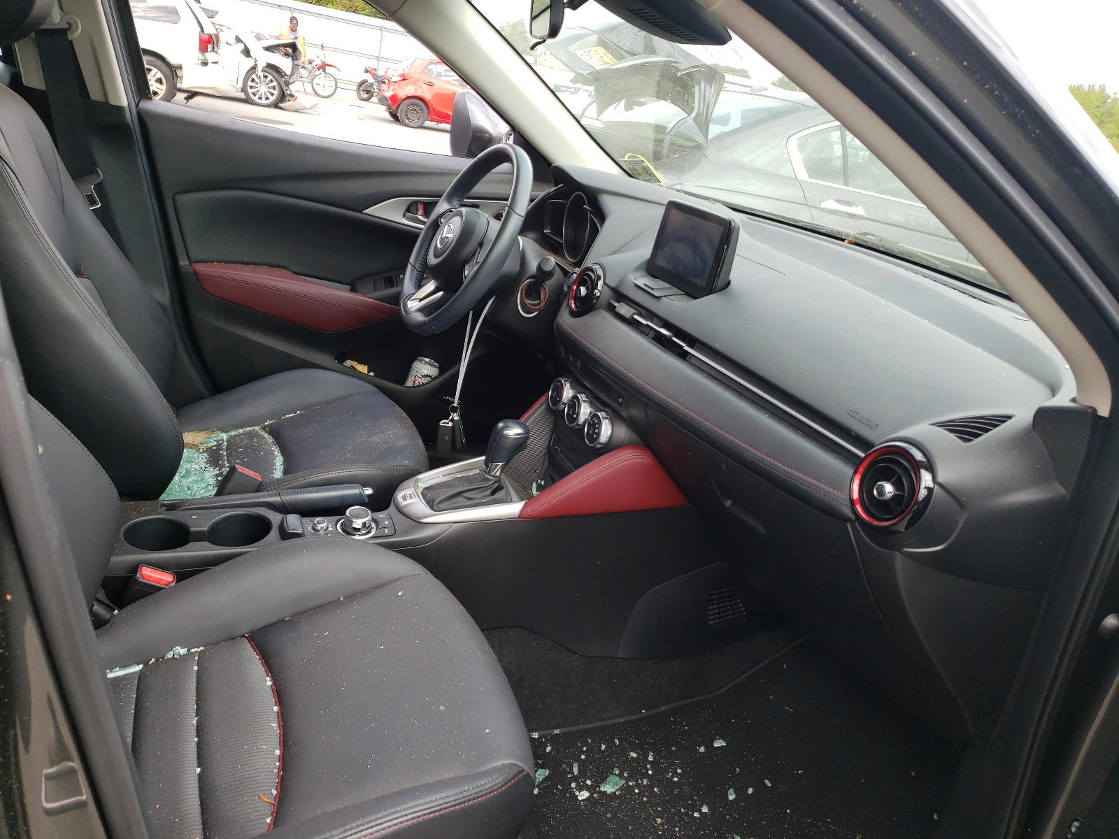 Photo 5 from auction – 2018 MAZDA CX-3 TOURI with VIN JM1DKFC73J0311527