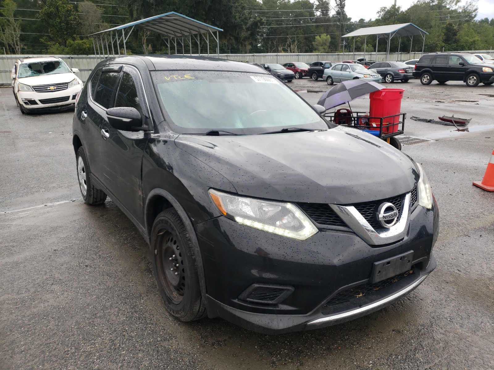 Photo 1 from auction – 2015 NISSAN ROGUE S with VIN KNMAT2MV3FP526491